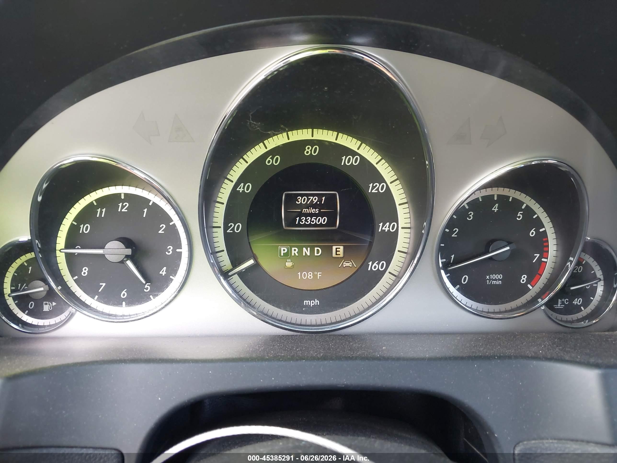 2012 Mercedes-benz E 350   Белый vin: WDDKK5KF8CF167814