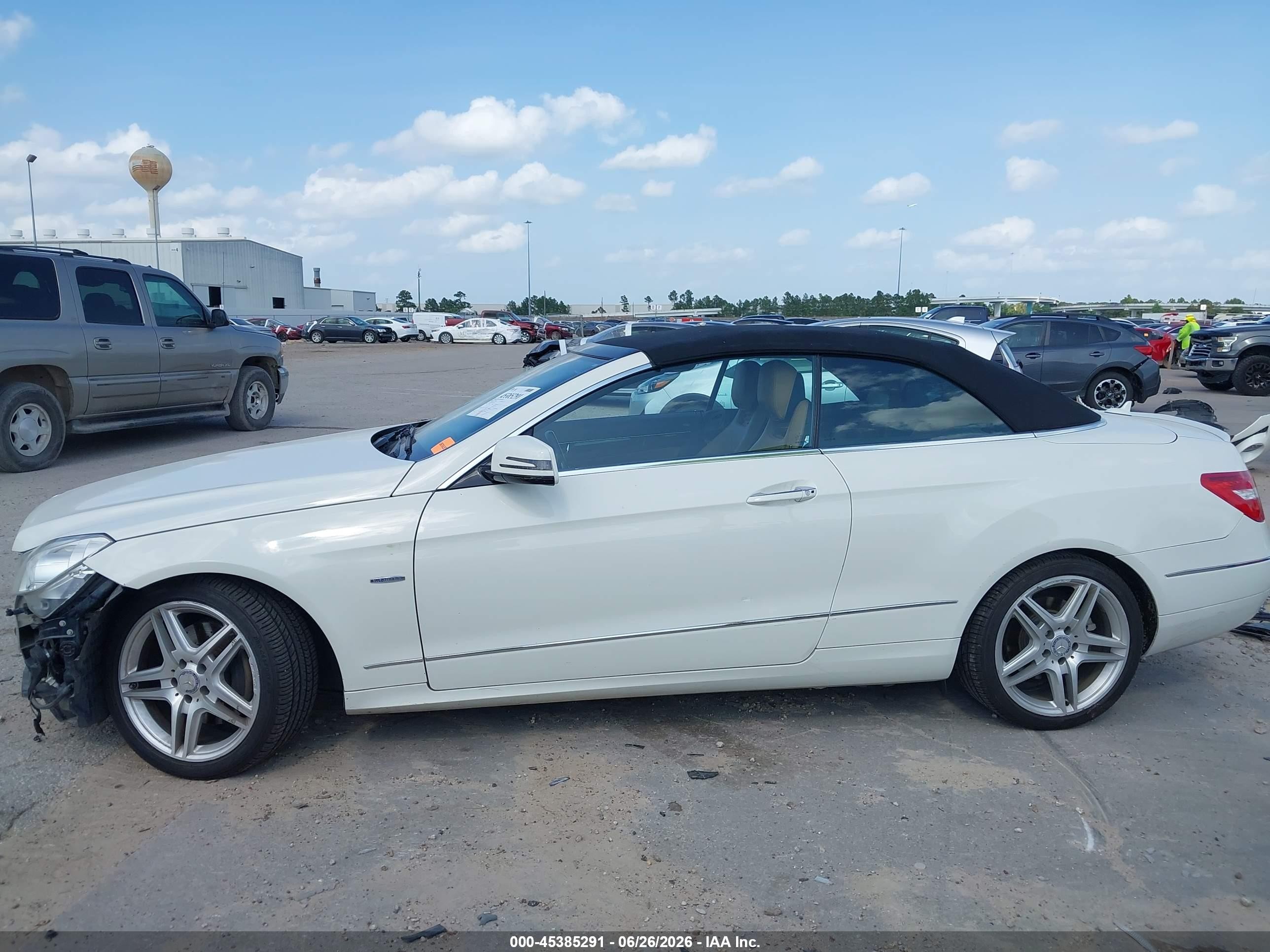 2012 Mercedes-benz E 350   Белый vin: WDDKK5KF8CF167814