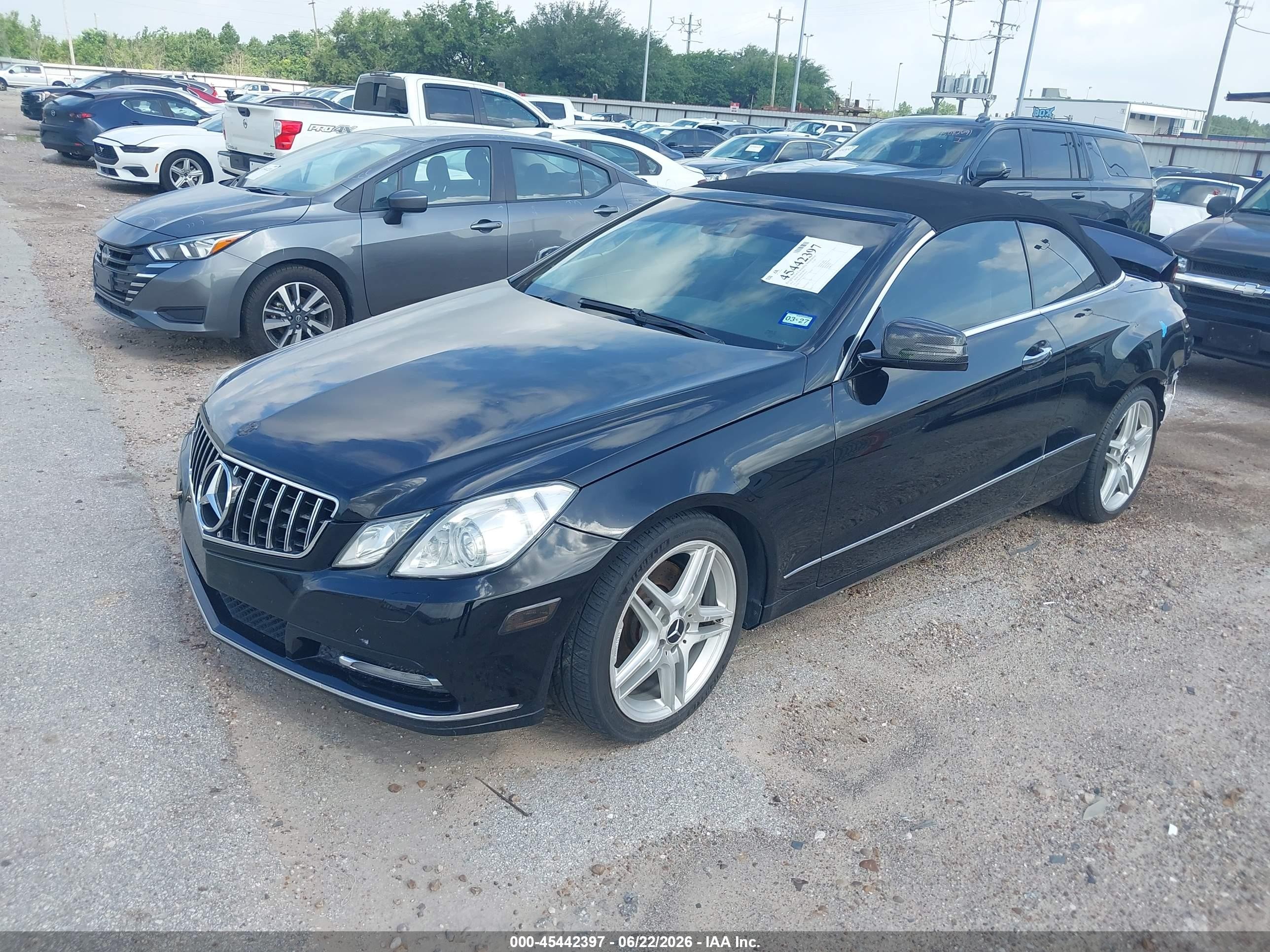 2013 Mercedes-benz E 350 Black vin: WDDKK5KF8DF208704