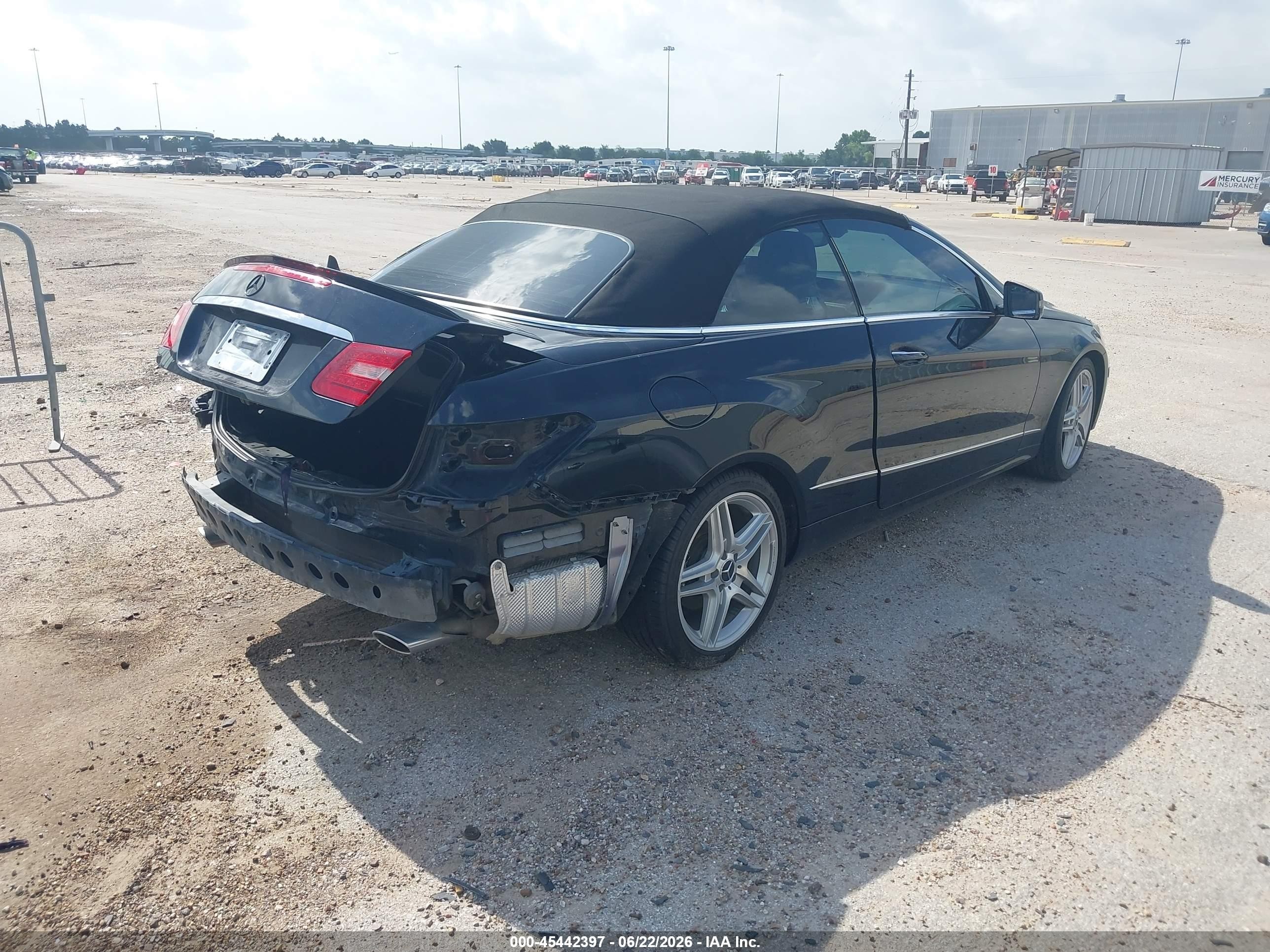 2013 Mercedes-benz E 350 Black vin: WDDKK5KF8DF208704