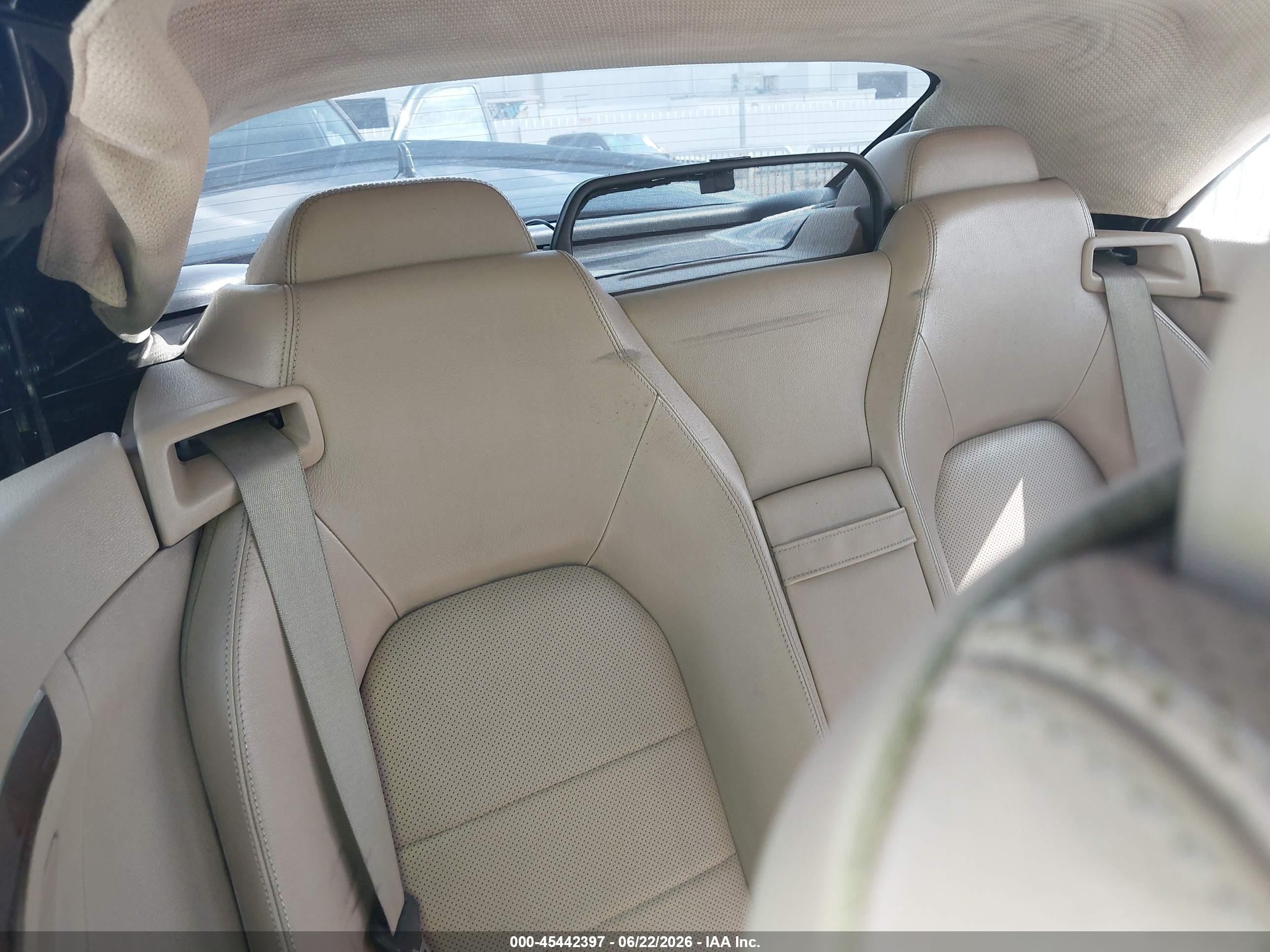 2013 Mercedes-benz E 350 Black vin: WDDKK5KF8DF208704