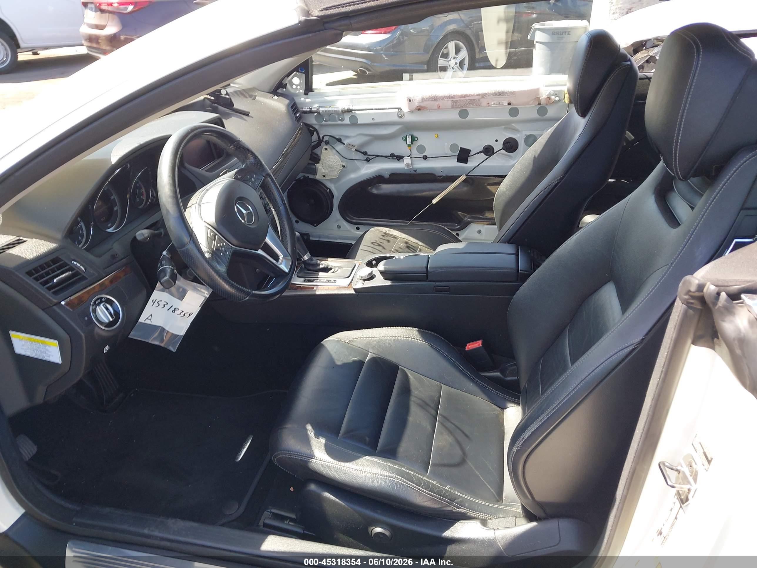 2013 Mercedes-benz E 350 Белый vin: WDDKK5KF8DF212154