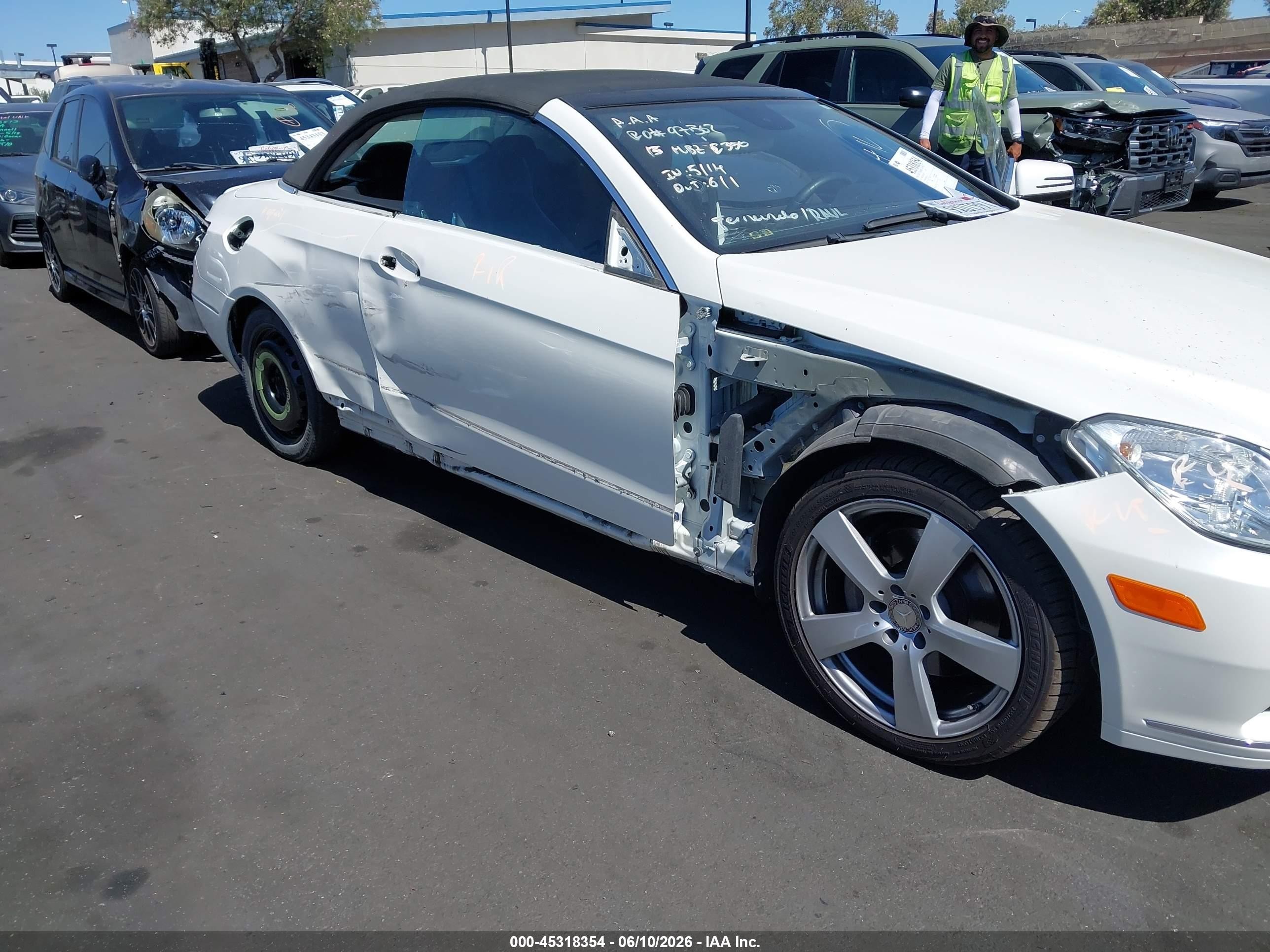 2013 Mercedes-benz E 350 Белый vin: WDDKK5KF8DF212154