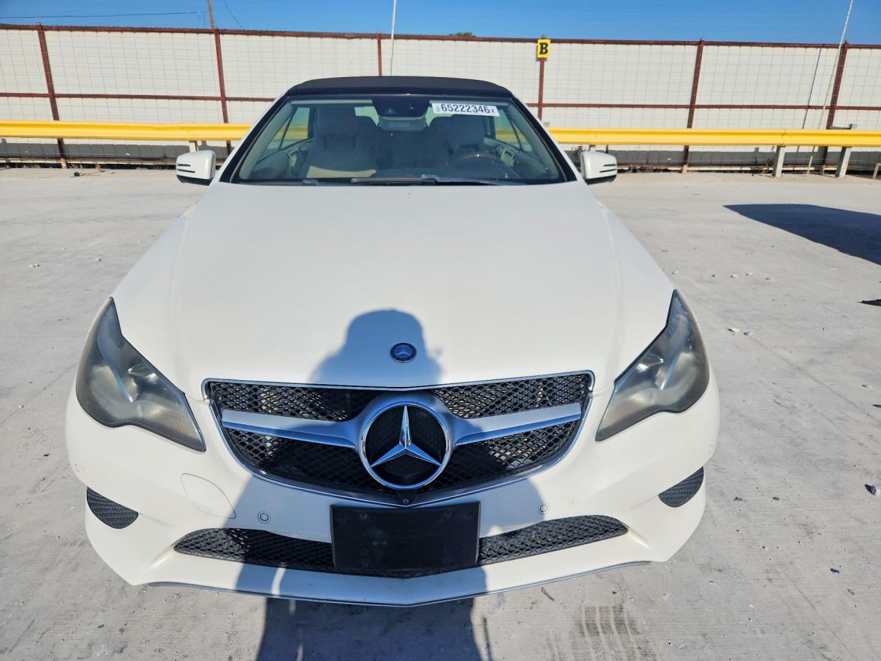 2014 Mercedes-benz E 350 White vin: WDDKK5KF8EF242000