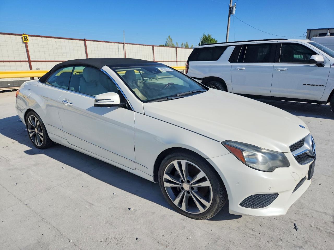 2014 Mercedes-benz E 350 White vin: WDDKK5KF8EF242000