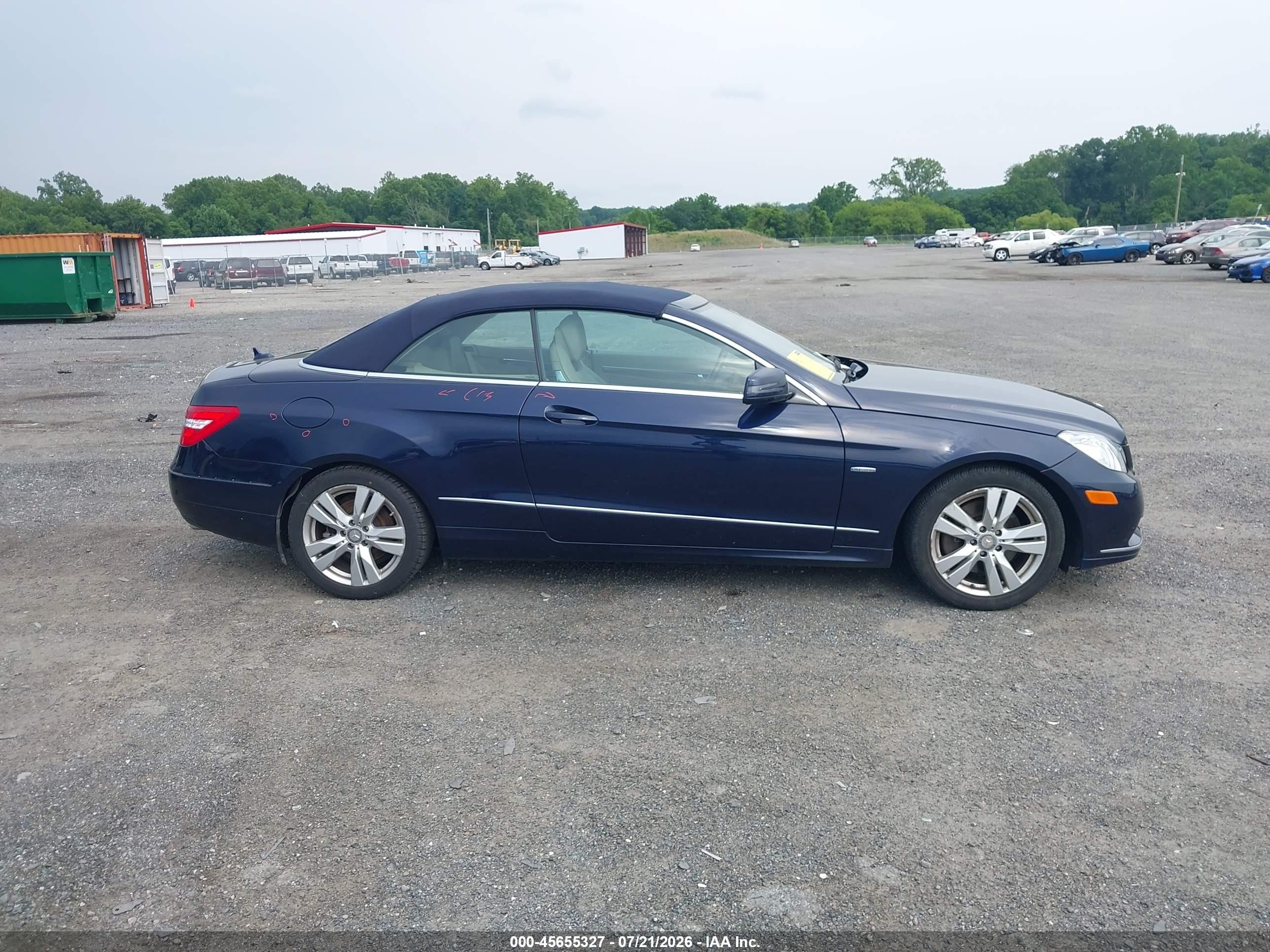 2012 Mercedes-benz E 350 Blue vin: WDDKK5KF9CF147958