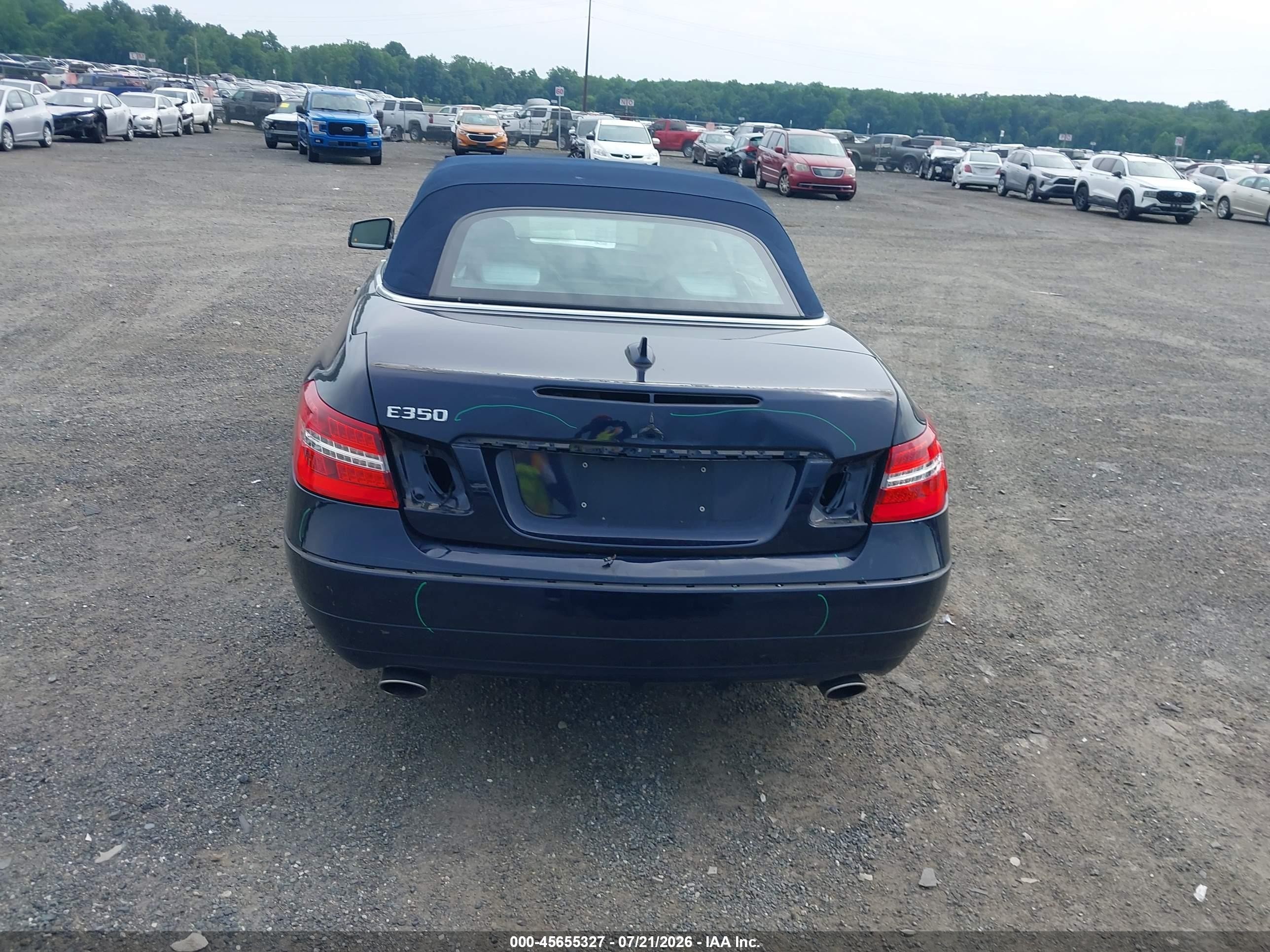 2012 Mercedes-benz E 350 Blue vin: WDDKK5KF9CF147958