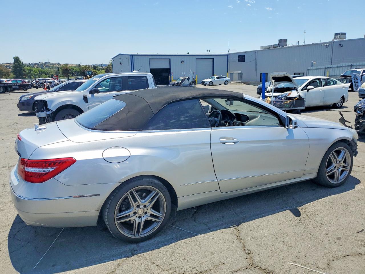 2013 Mercedes-benz E 350 Silver vin: WDDKK5KF9DF220666