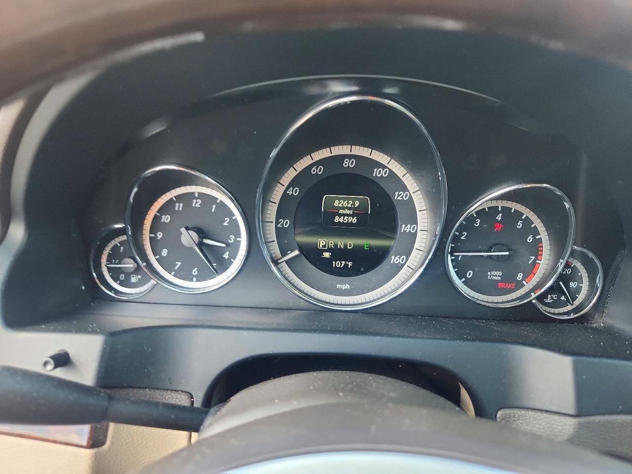 2013 Mercedes-benz E 350 White vin: WDDKK5KFXDF188052