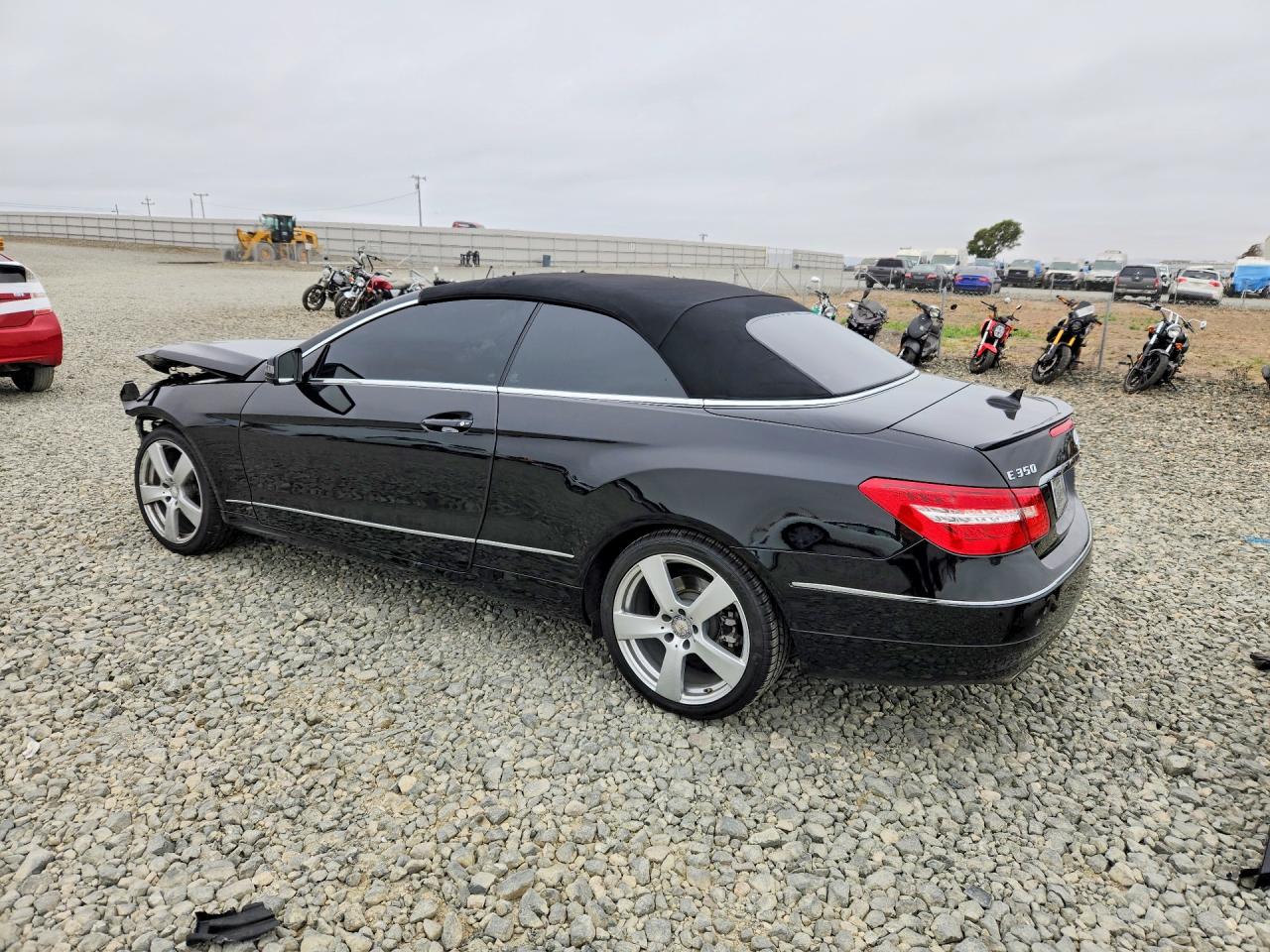 2013 Mercedes-benz E 350 Black vin: WDDKK5KFXDF201477