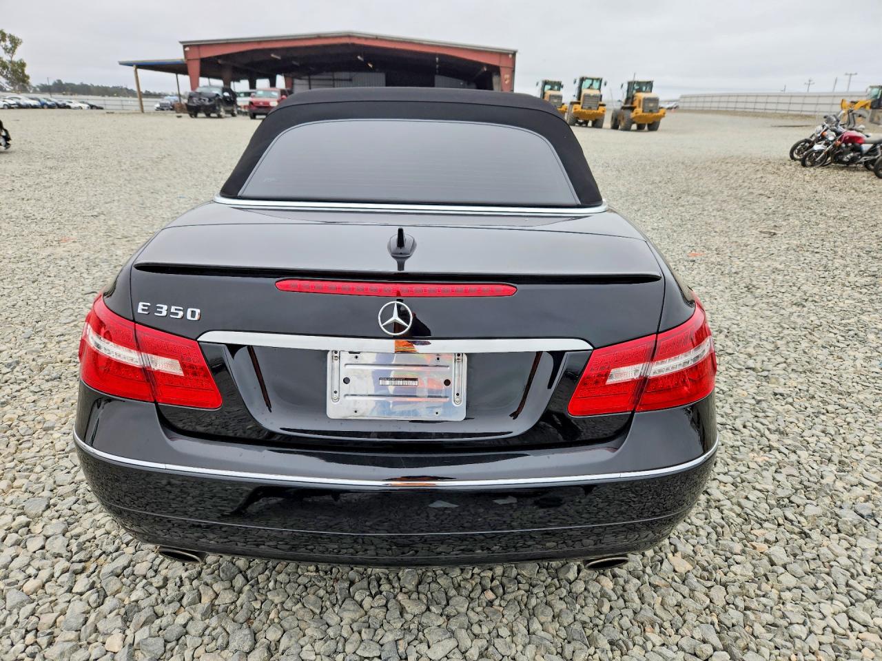 2013 Mercedes-benz E 350 Black vin: WDDKK5KFXDF201477