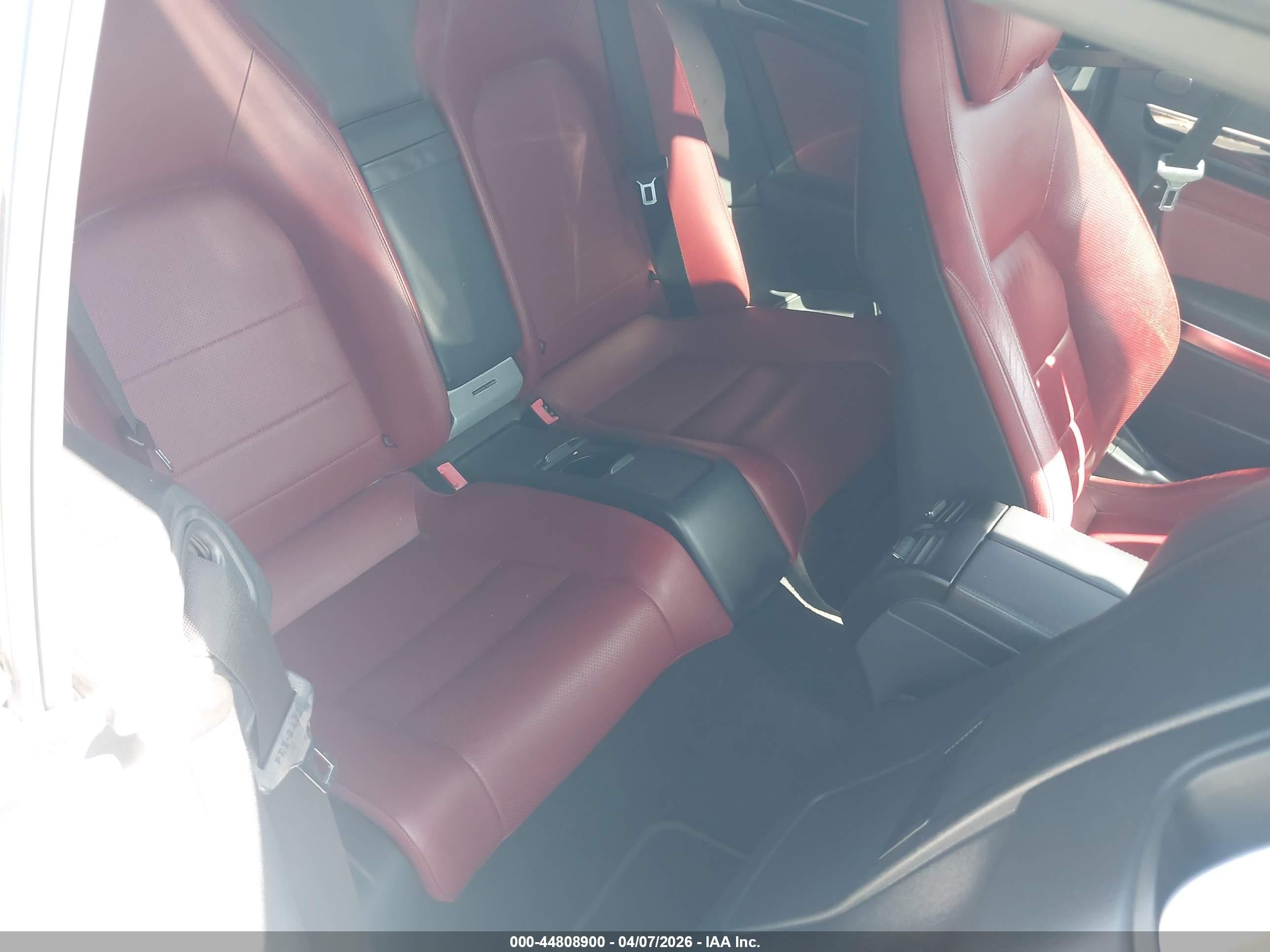 2015 Mercedes-benz E 400   White vin: WDDKK6FF3FF304954