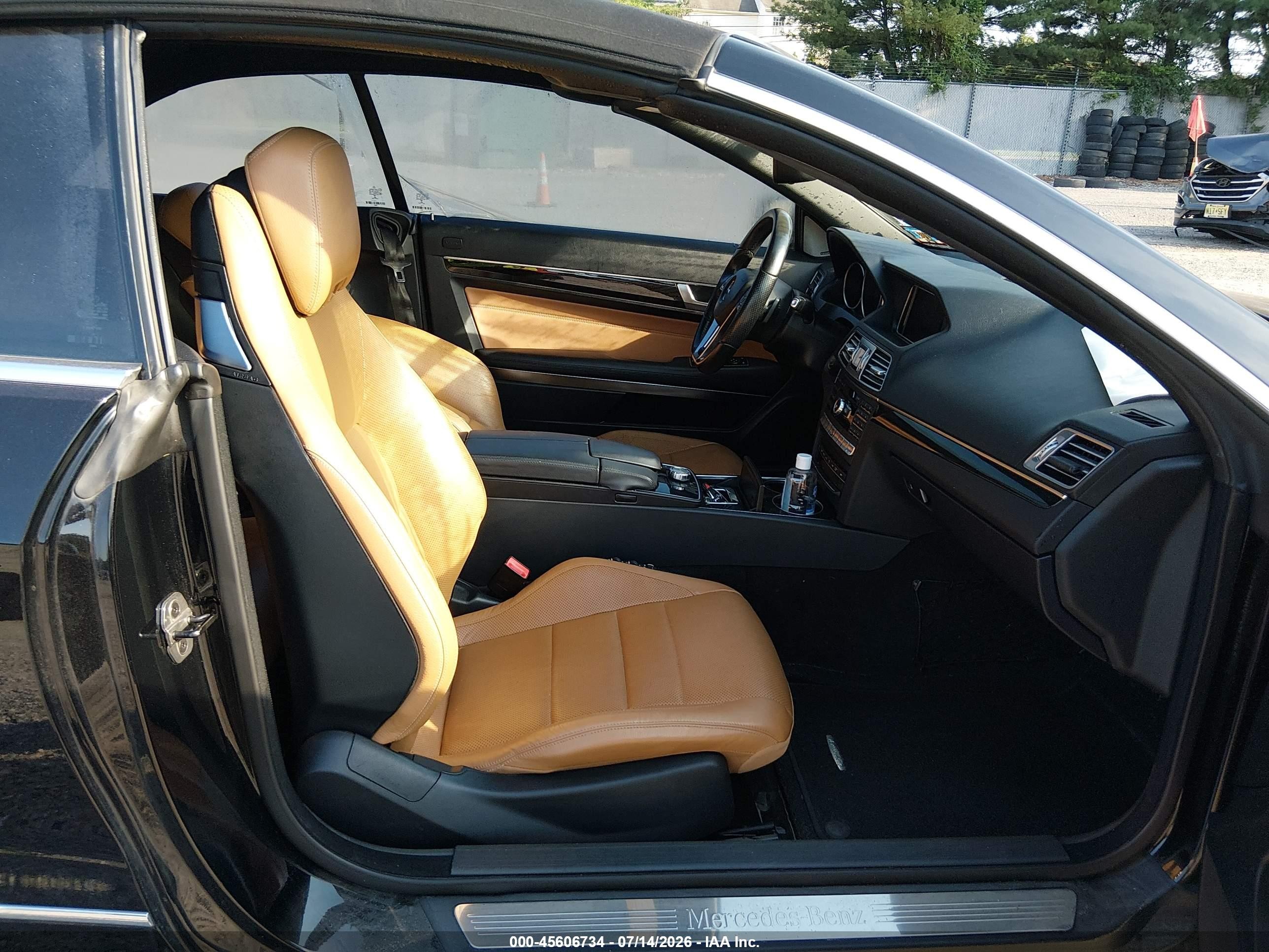 2015 Mercedes-benz E 400   Черный vin: WDDKK6FF7FF304326