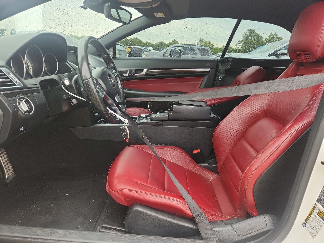 2015 Mercedes-benz E 400 Белый vin: WDDKK6FFXFF307026