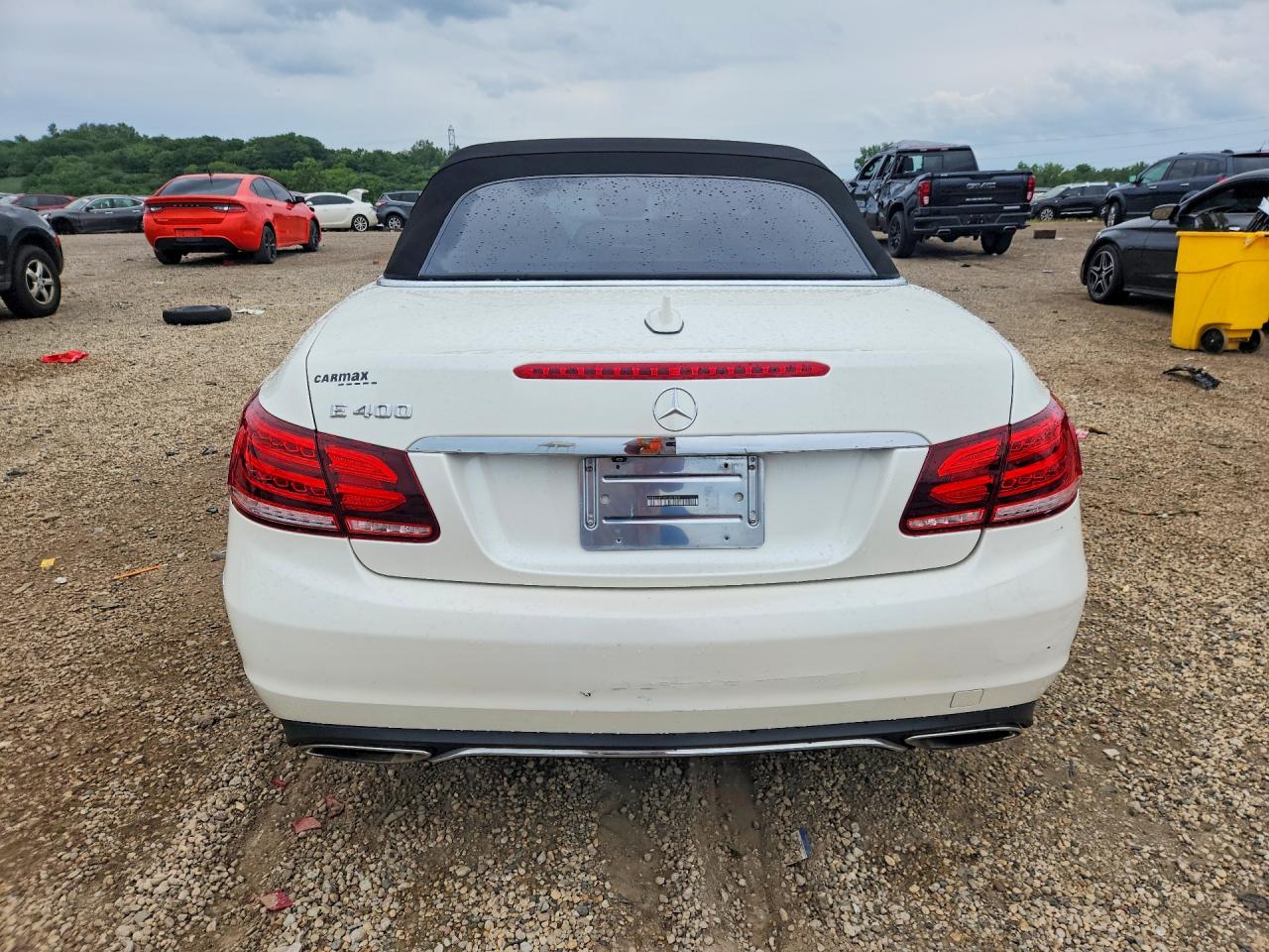 2015 Mercedes-benz E 400 Белый vin: WDDKK6FFXFF307026