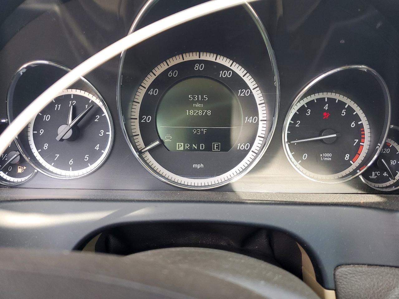 2011 Mercedes-benz E 550 Gray vin: WDDKK7CF5BF092143