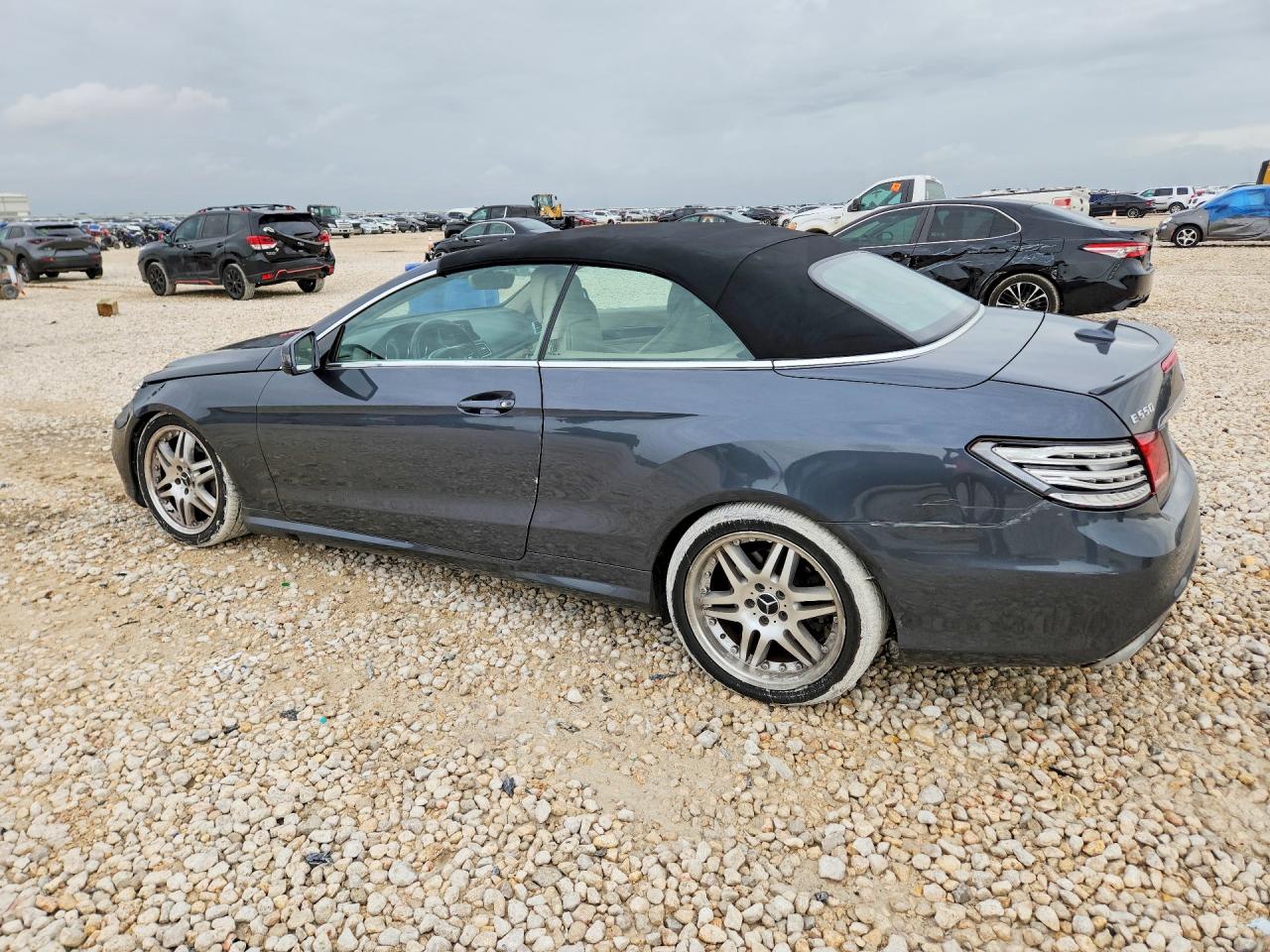 2014 Mercedes-benz E 550 Charcoal vin: WDDKK7DF3EF282199