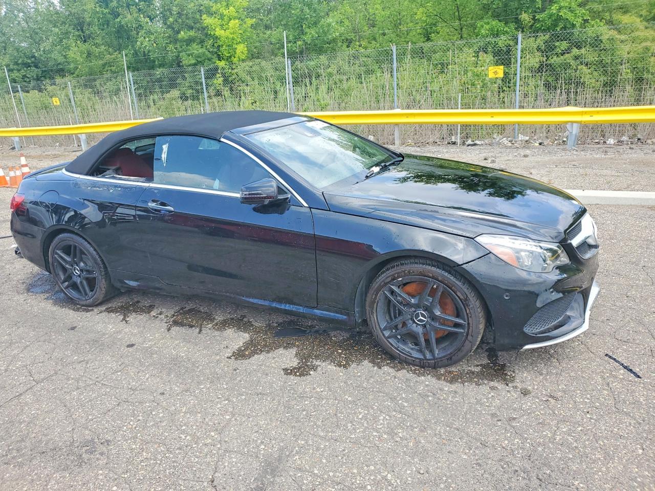 2015 Mercedes-benz E 550 Black vin: WDDKK7DF3FF295570