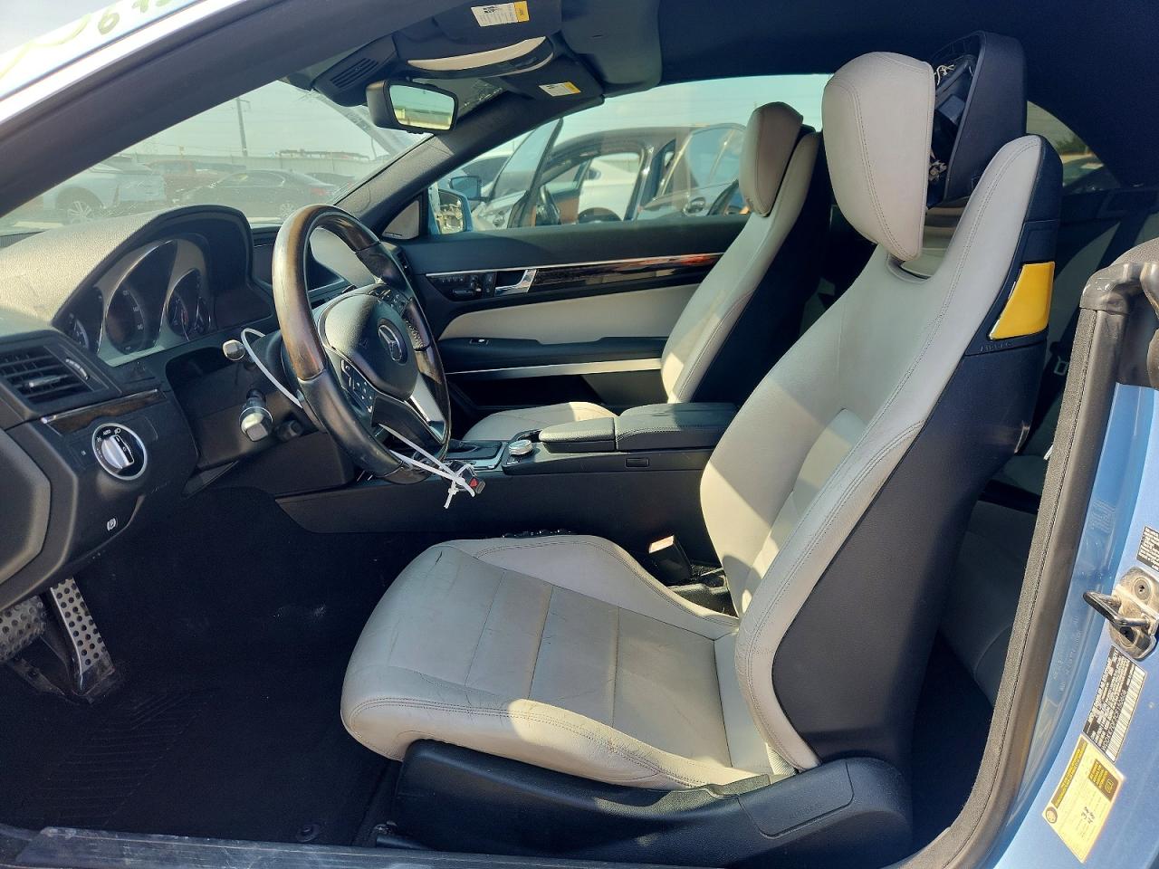 2012 Mercedes-benz E 550 Синий vin: WDDKK7DF7CF150608