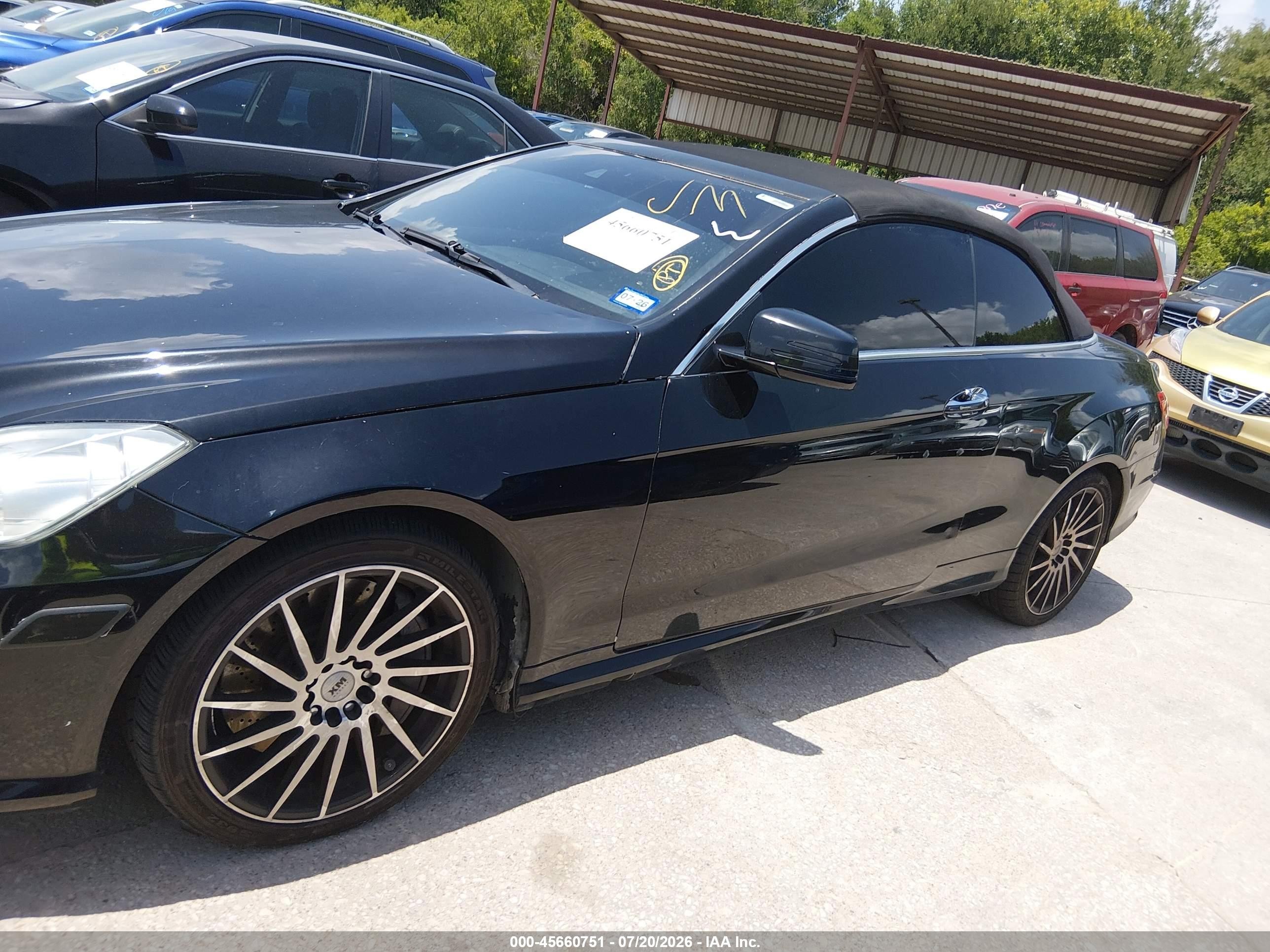 2012 Mercedes-benz E 550   Black vin: WDDKK7DF9CF161724