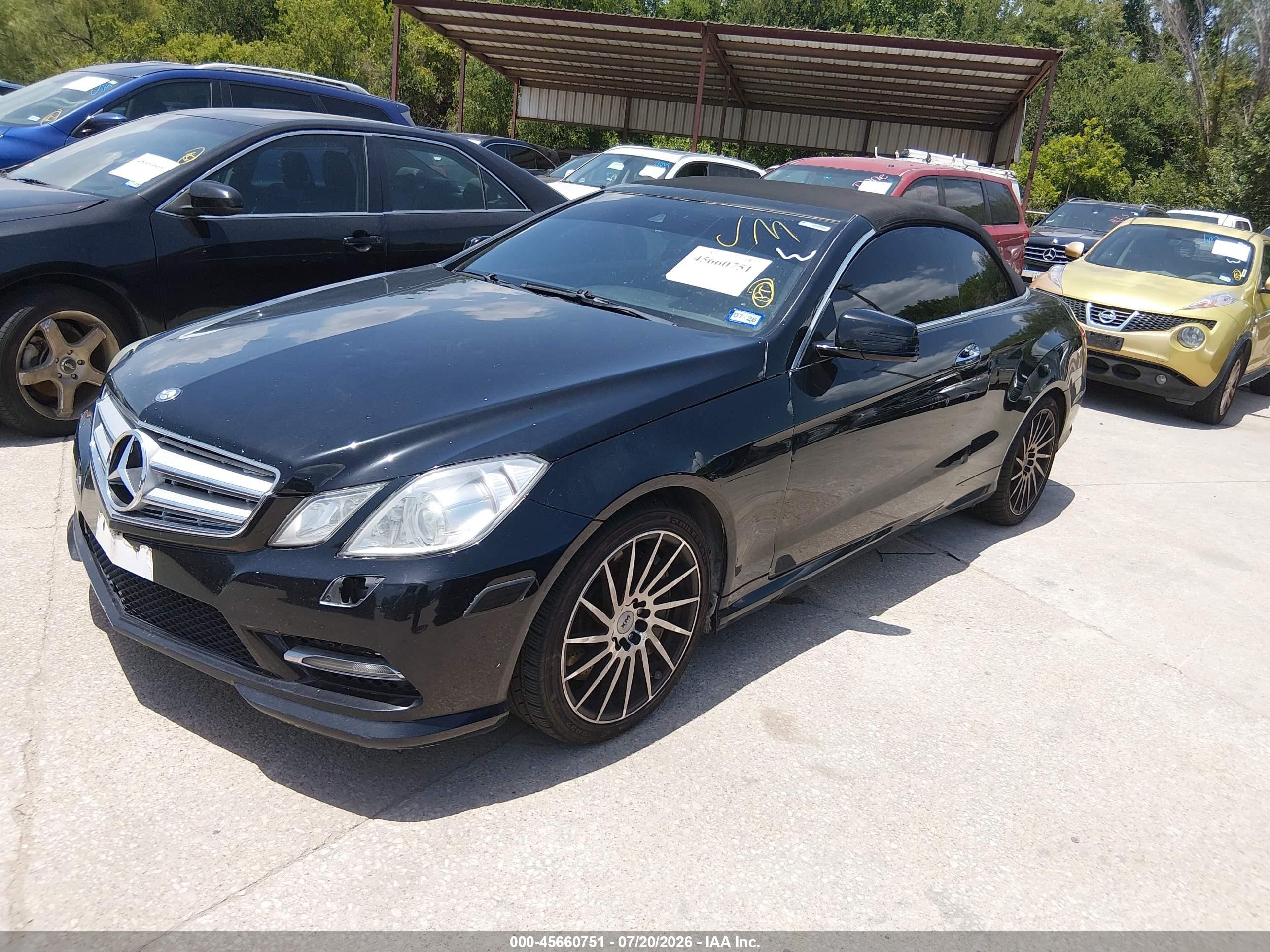 2012 Mercedes-benz E 550   Black vin: WDDKK7DF9CF161724