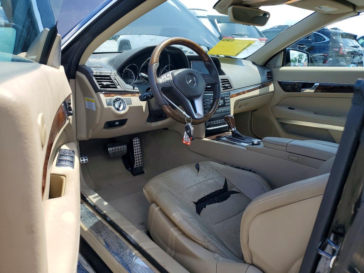 2013 Mercedes-benz E 550 Черный vin: WDDKK7DF9DF183417