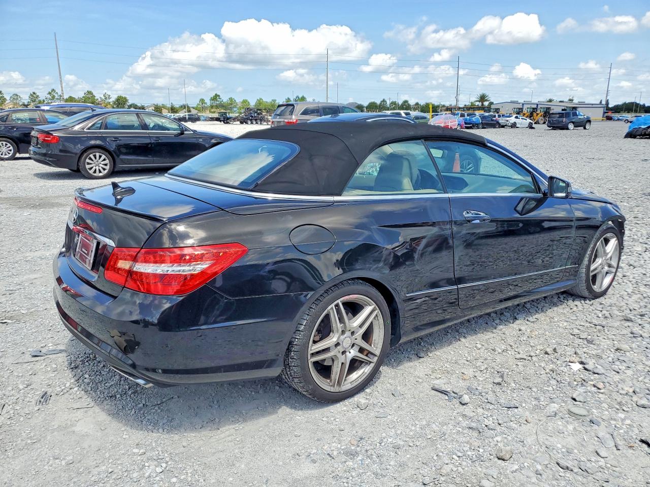 2013 Mercedes-benz E 550 Черный vin: WDDKK7DF9DF183417