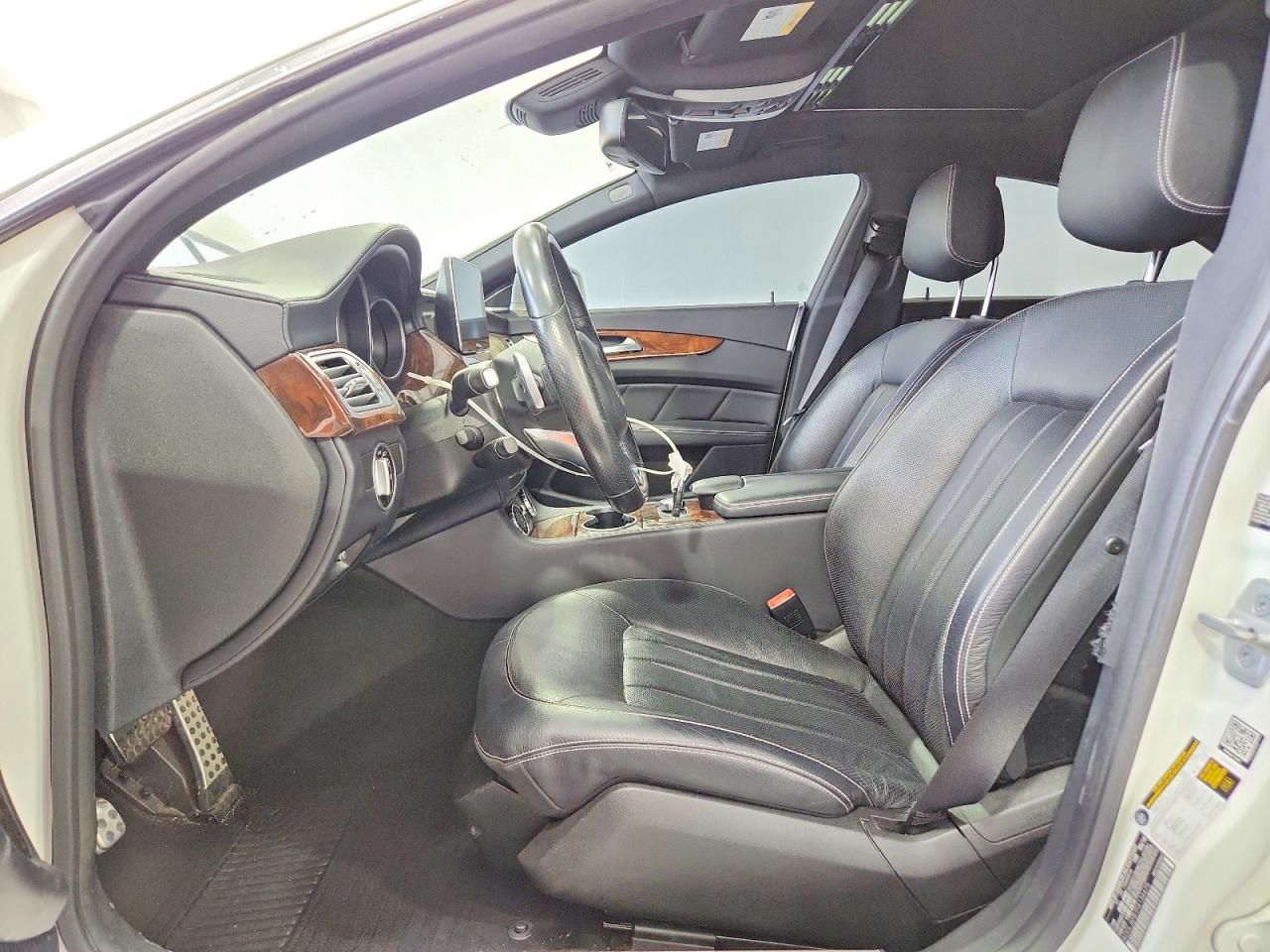 2015 Mercedes-benz Cls 400 White vin: WDDLJ6FB1FA134675