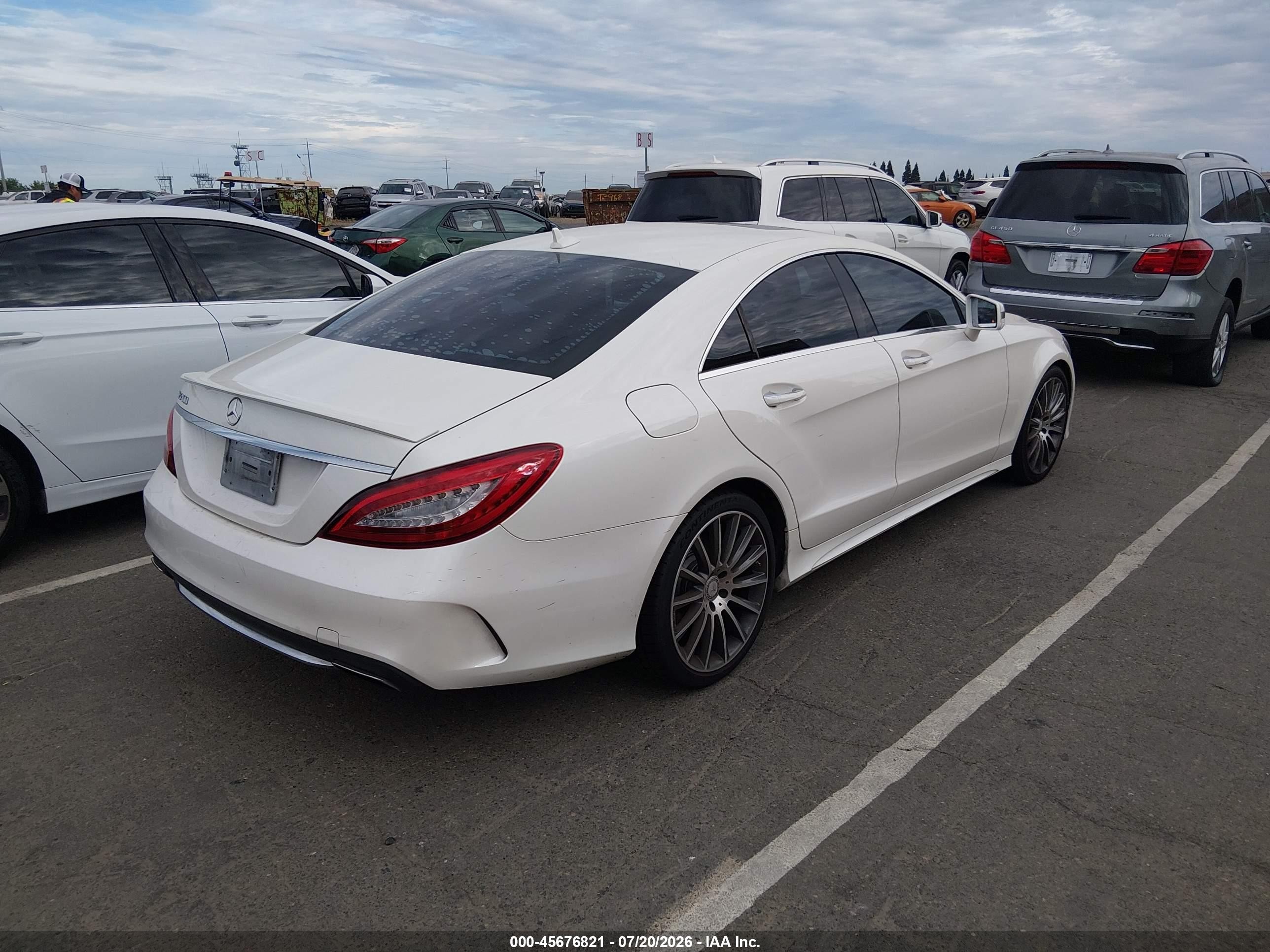2015 Mercedes-benz Cls 400   White vin: WDDLJ6FB5FA153536