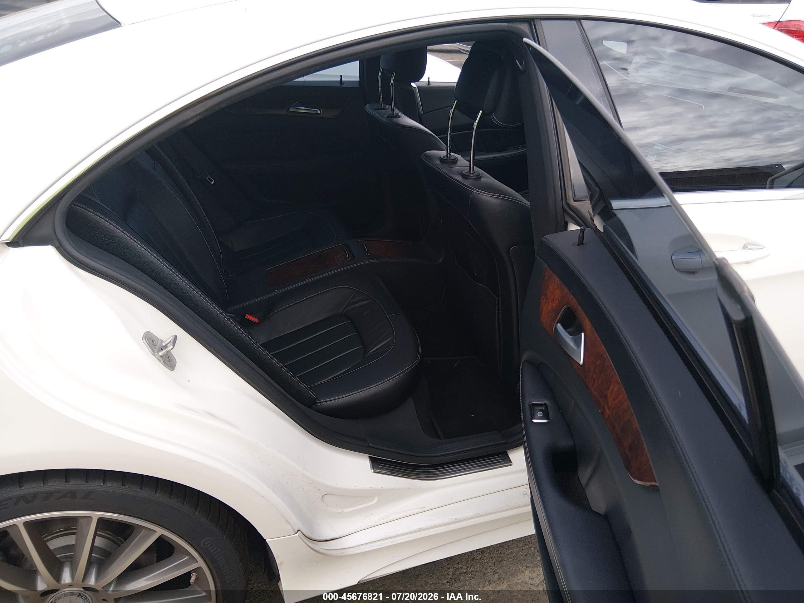 2015 Mercedes-benz Cls 400   White vin: WDDLJ6FB5FA153536