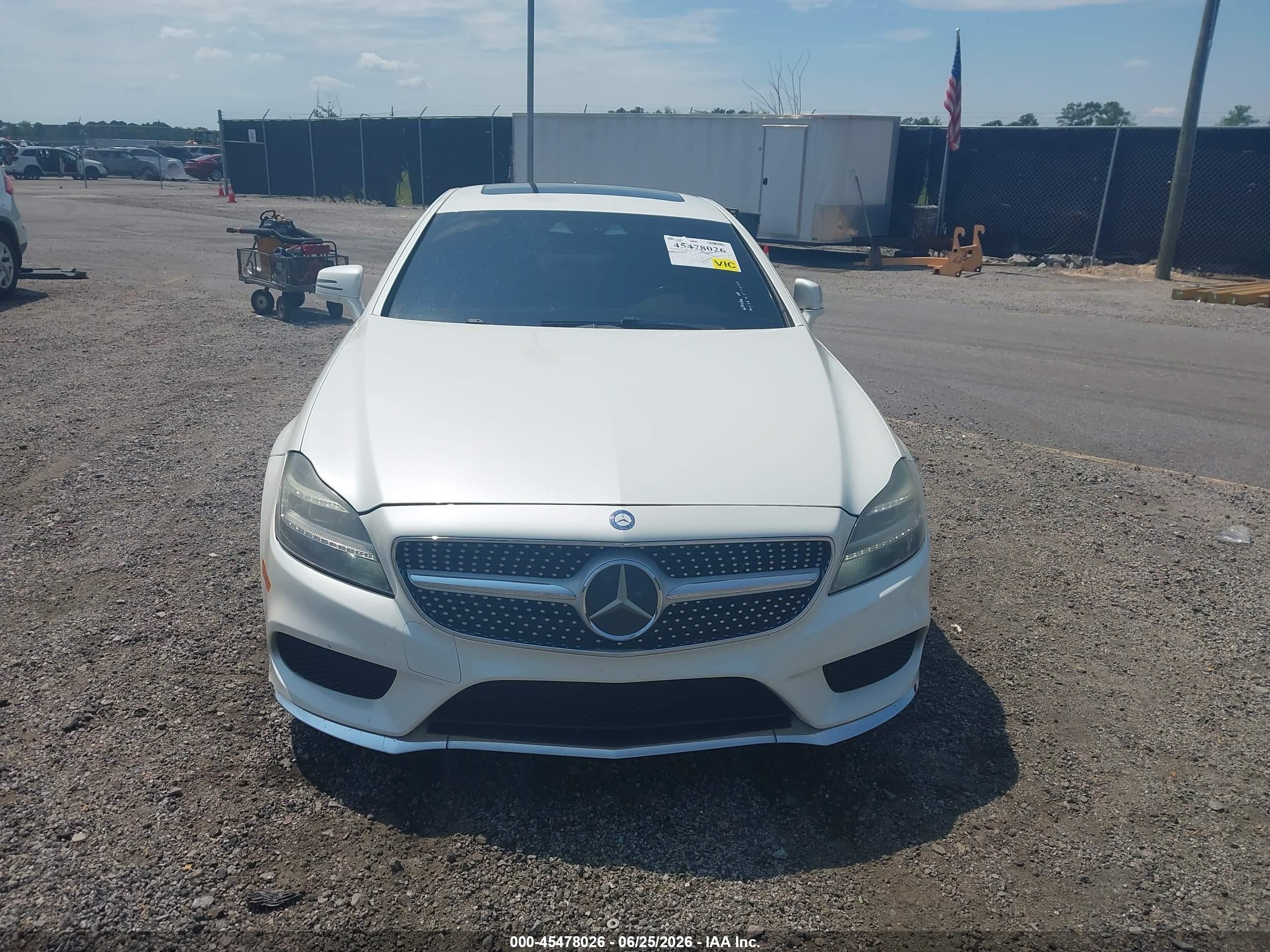 2015 Mercedes-benz Cls 400   White vin: WDDLJ6FB6FA141718