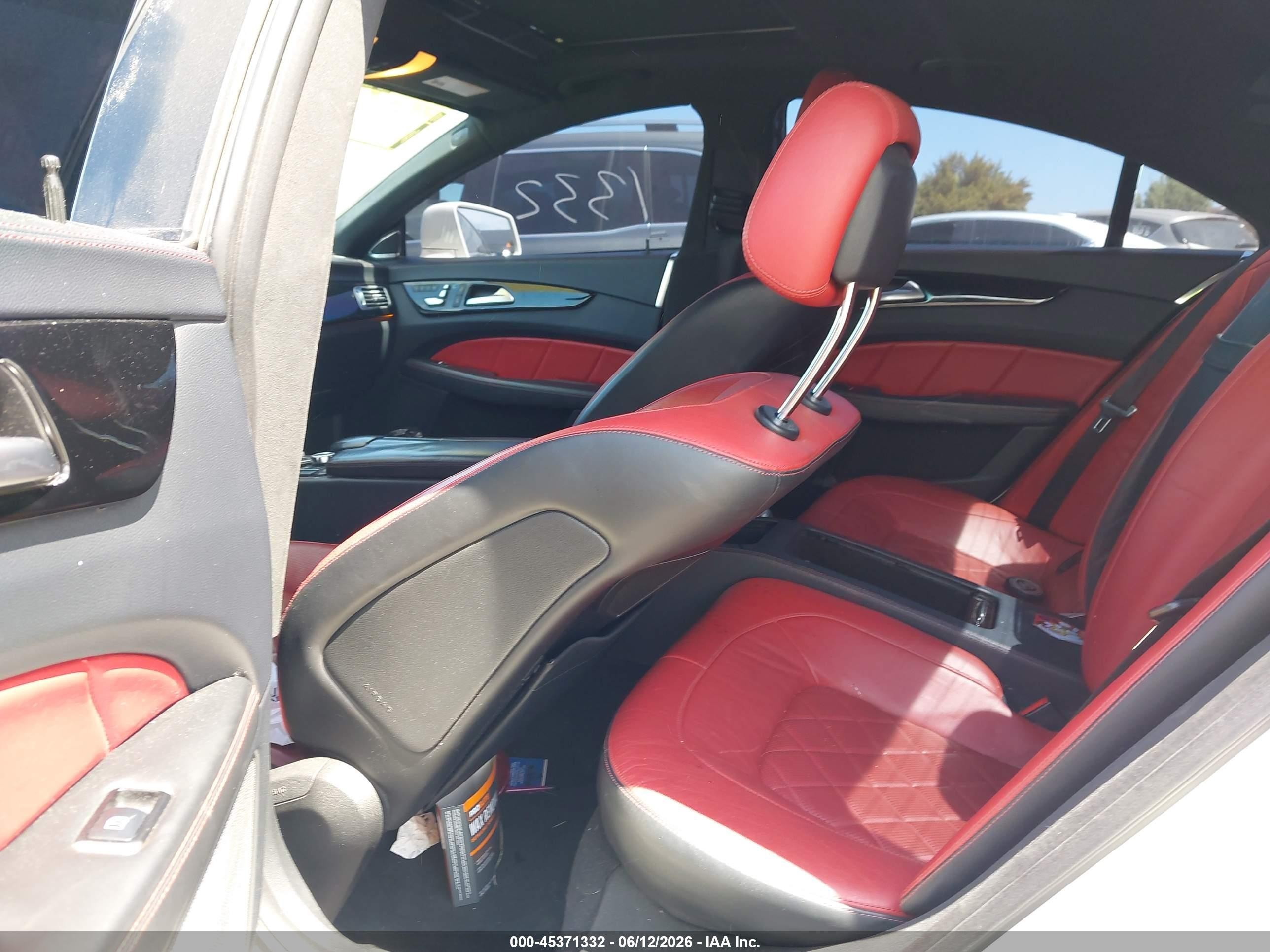 2015 Mercedes-benz Cls 550   Белый vin: WDDLJ7DB0FA157745