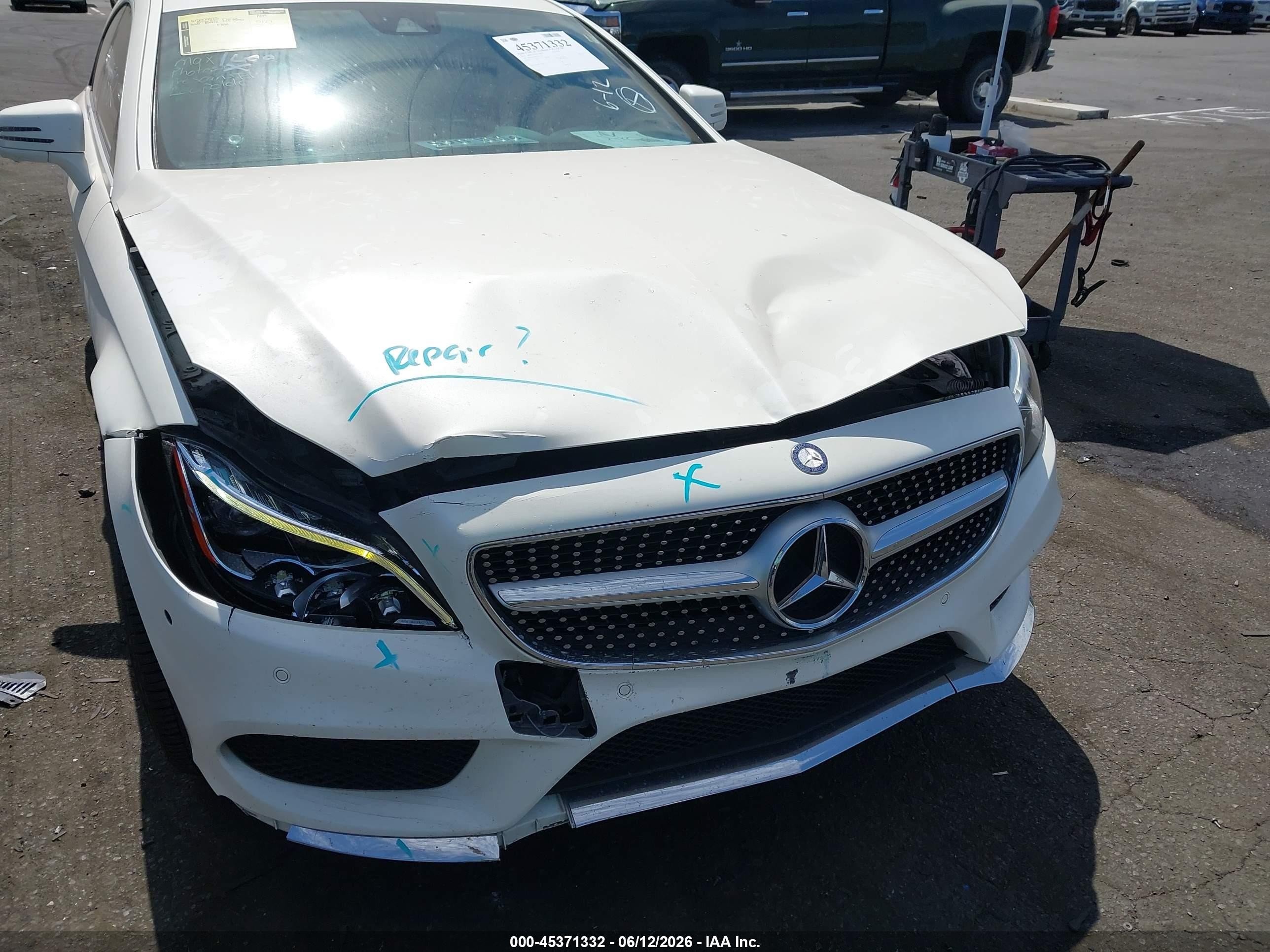 2015 Mercedes-benz Cls 550   Белый vin: WDDLJ7DB0FA157745