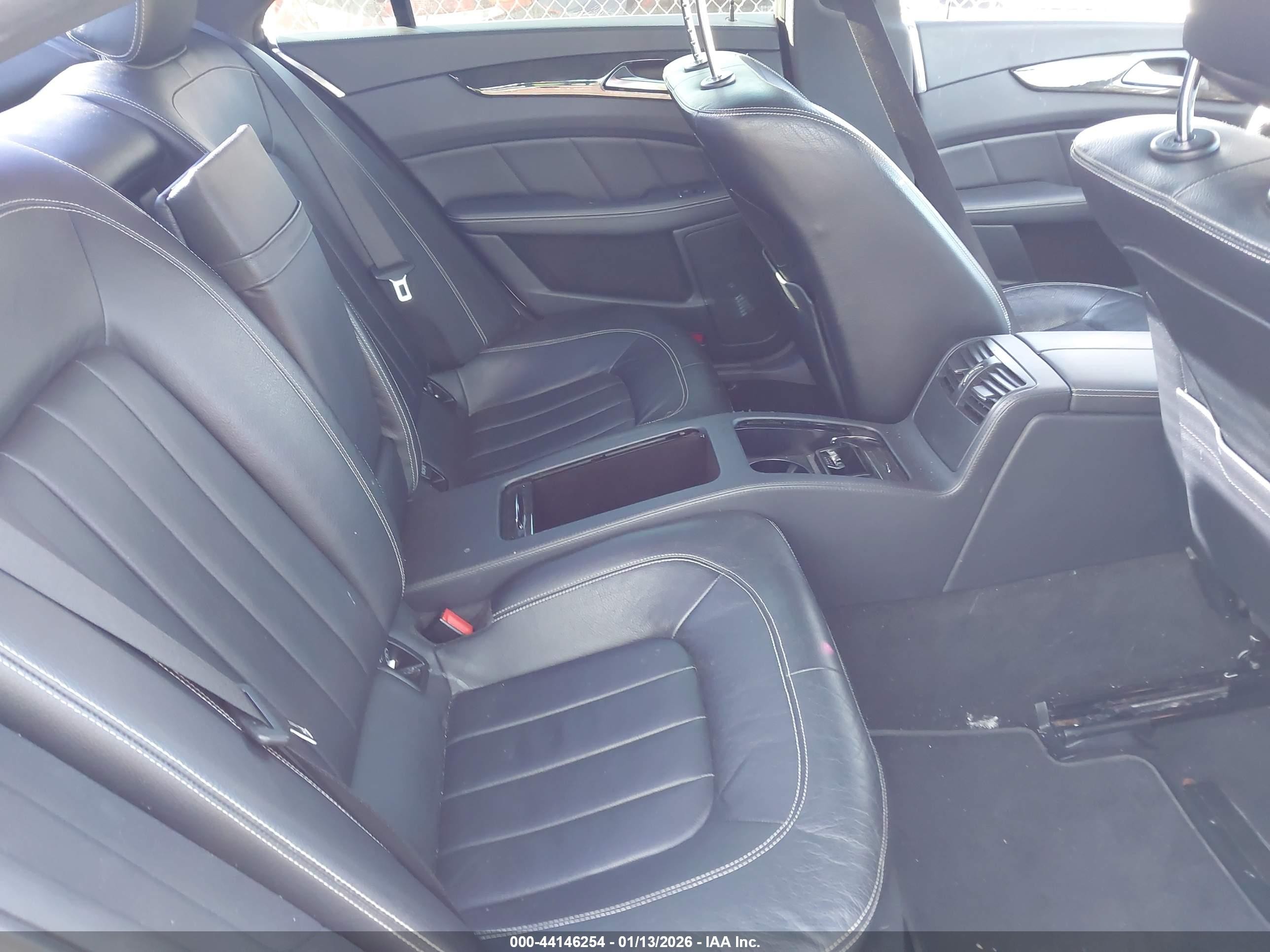 2012 Mercedes-benz Cls 550   White vin: WDDLJ7DB1CA007526