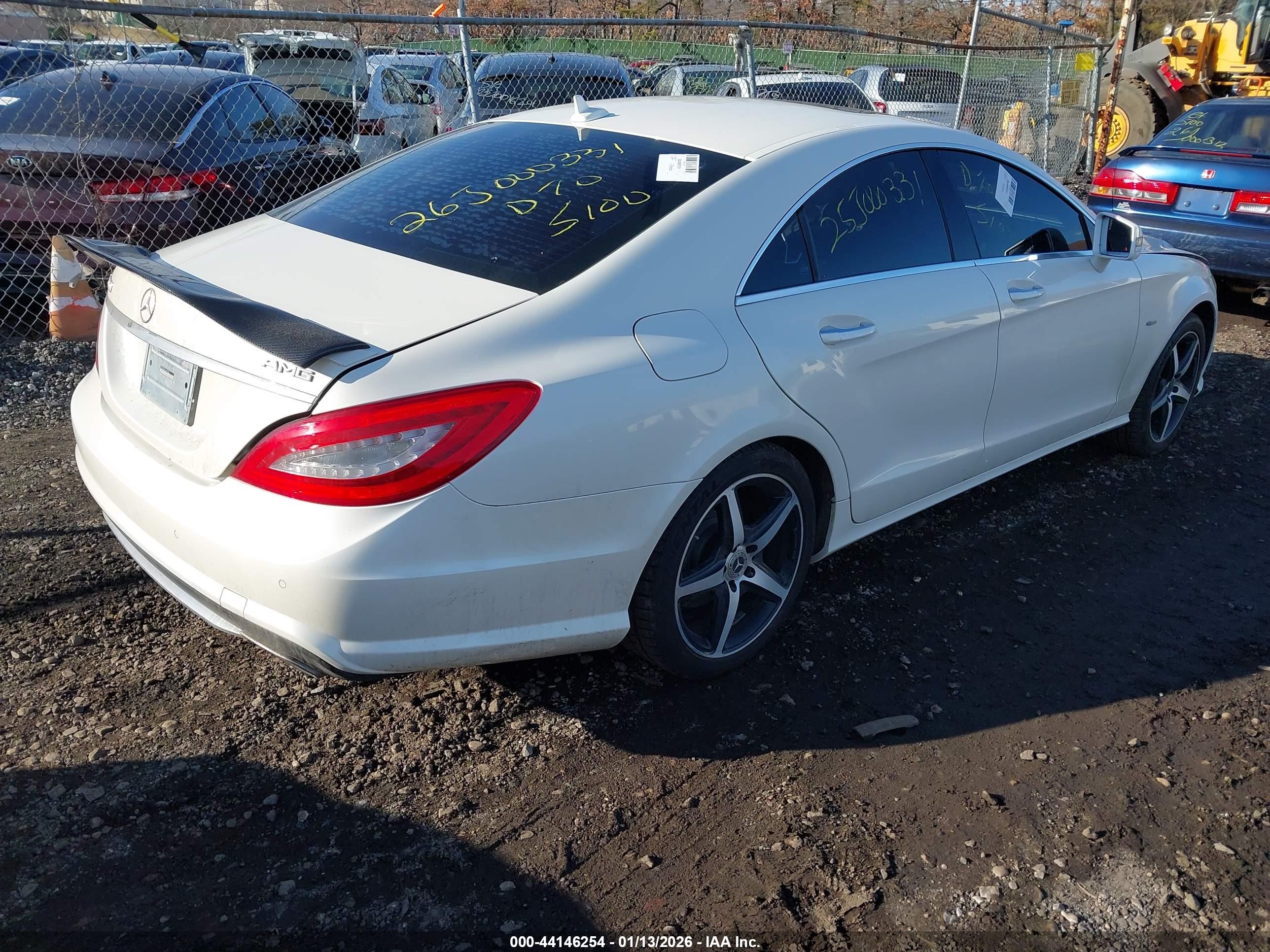 2012 Mercedes-benz Cls 550   White vin: WDDLJ7DB1CA007526