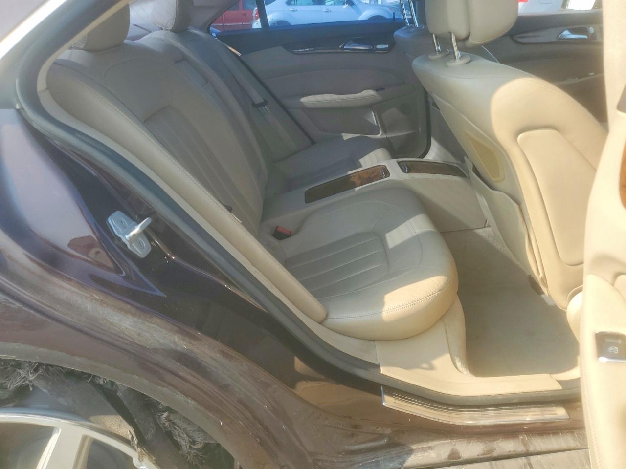 2012 Mercedes-benz Cls 550 Burgundy vin: WDDLJ7DB1CA053941