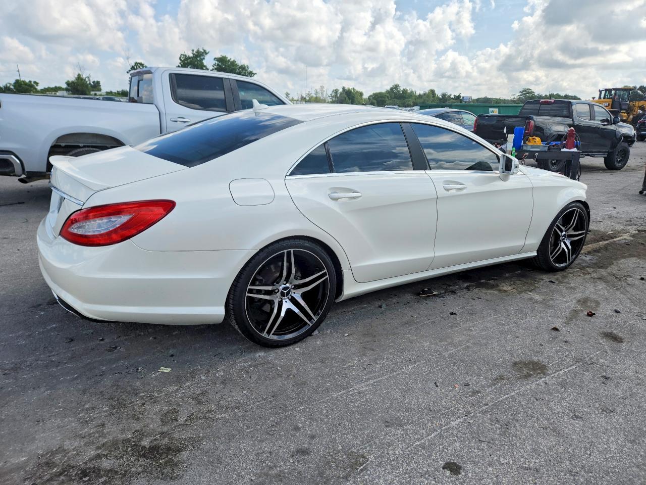 2013 Mercedes-benz Cls 550 White vin: WDDLJ7DB1DA072913