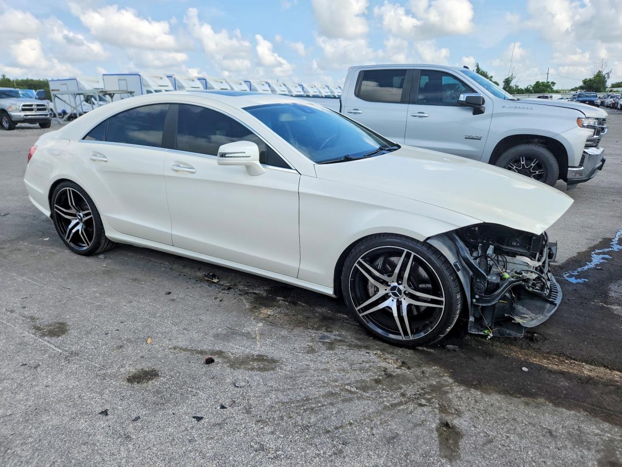 2013 Mercedes-benz Cls 550 White vin: WDDLJ7DB1DA072913