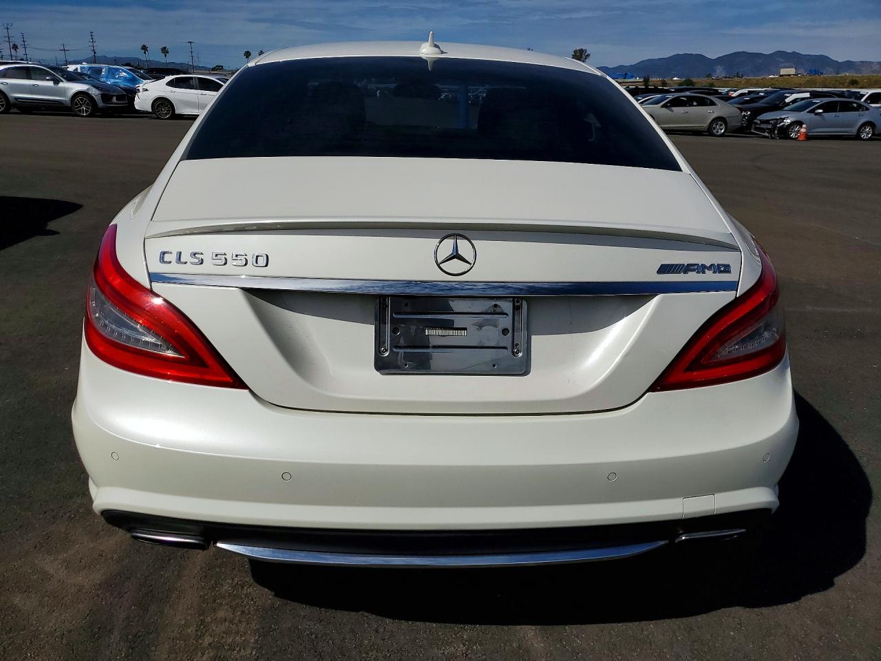 2013 Mercedes-benz Cls 550 White vin: WDDLJ7DB1DA074905
