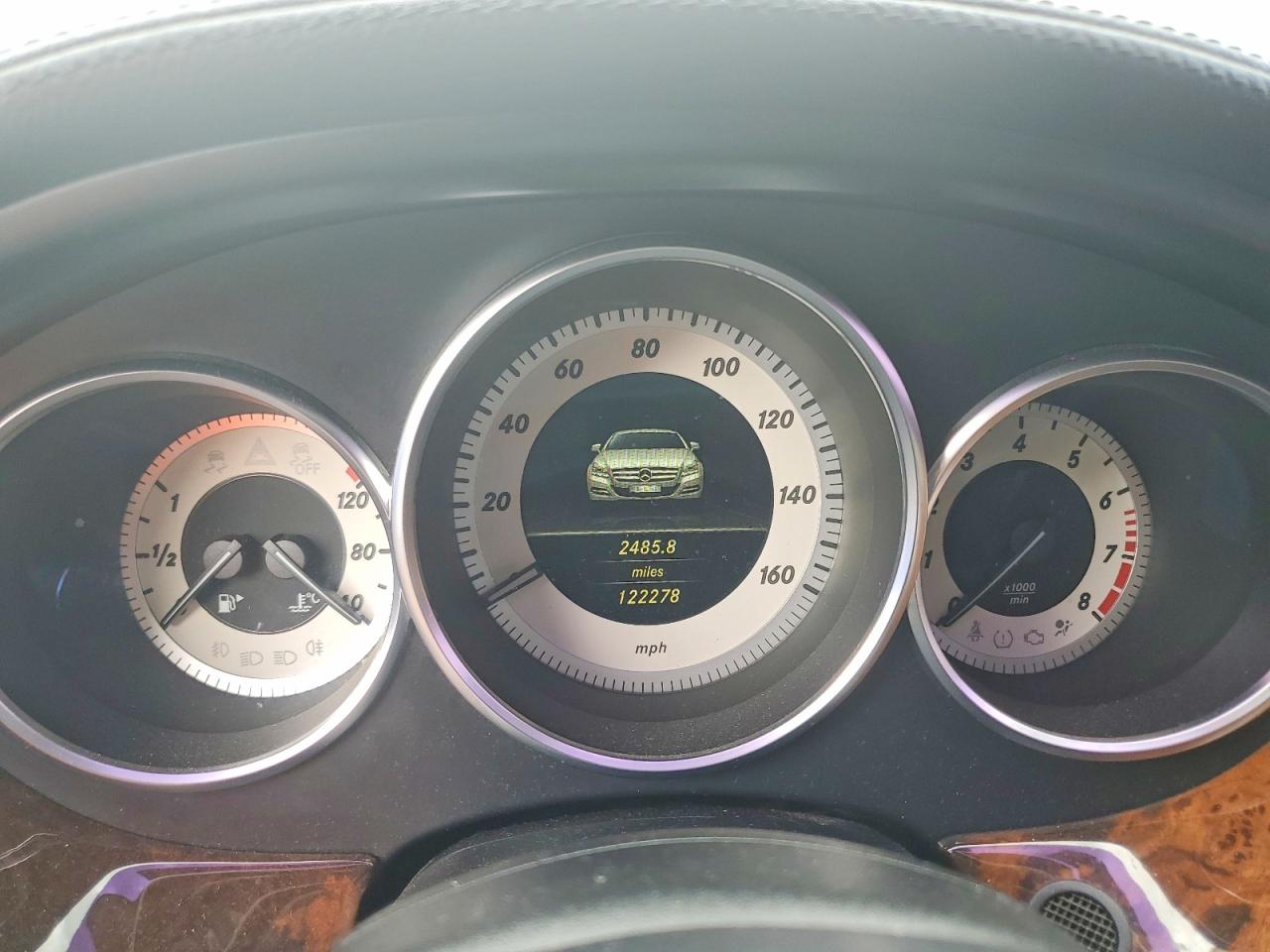 2012 Mercedes-benz Cls 550 Белый vin: WDDLJ7DB2CA015702