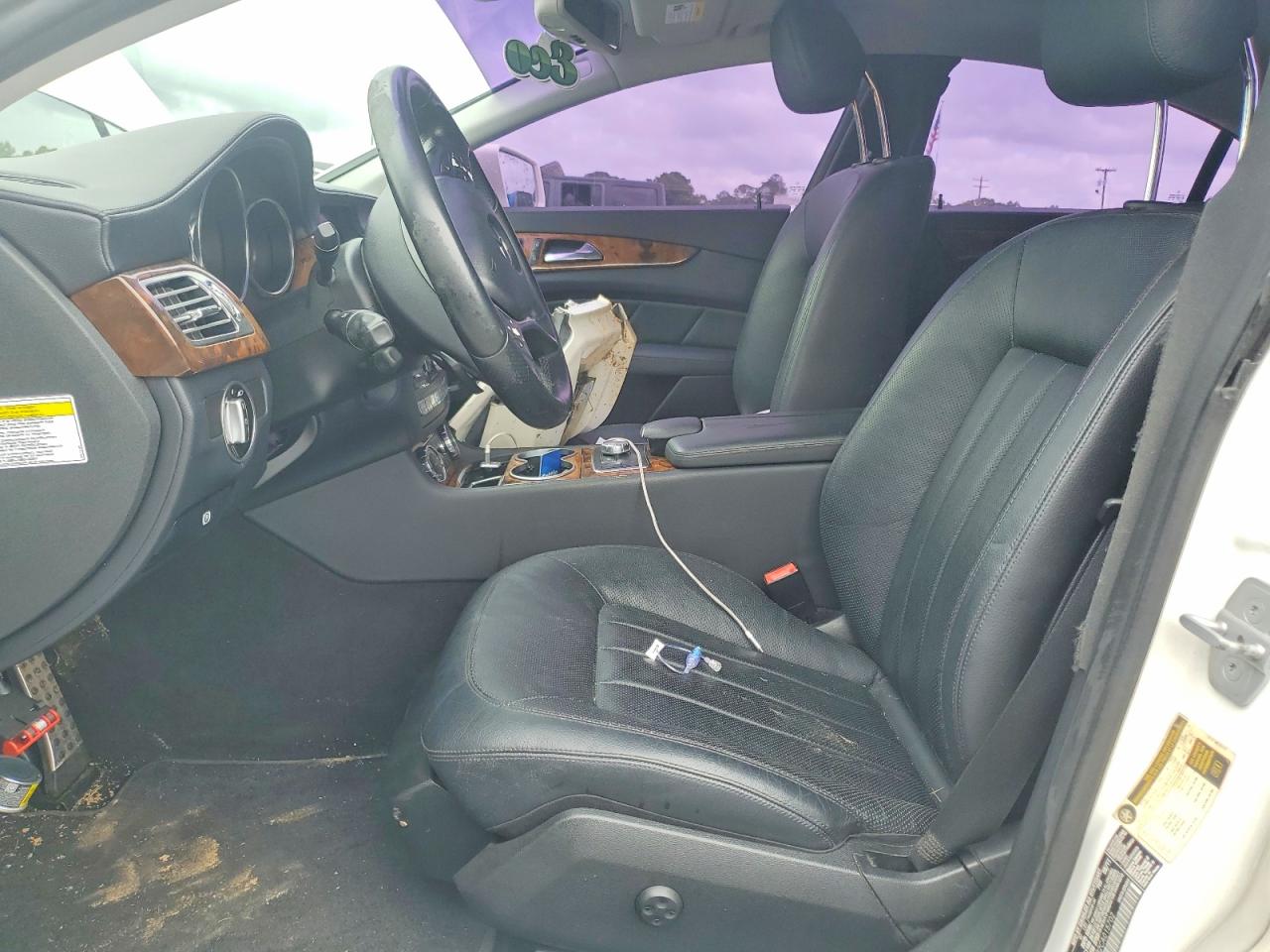 2012 Mercedes-benz Cls 550 Белый vin: WDDLJ7DB2CA015702