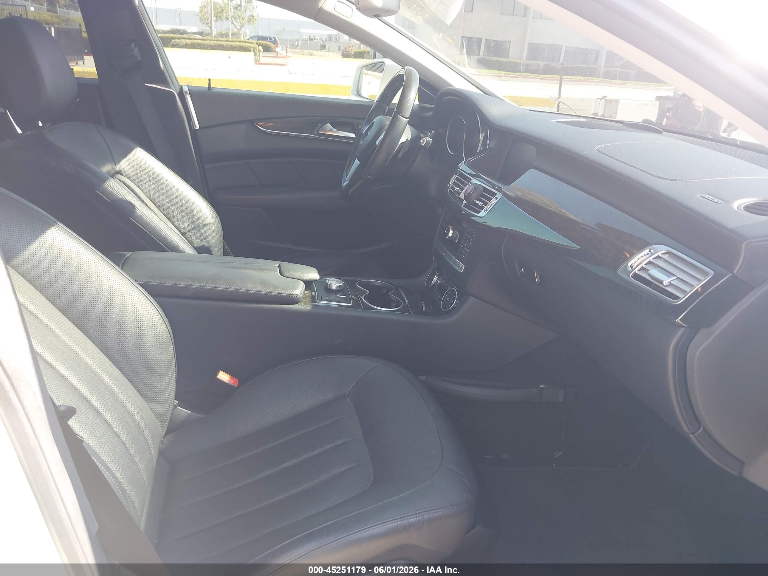 2014 Mercedes-benz Cls 550   White vin: WDDLJ7DB2EA096350