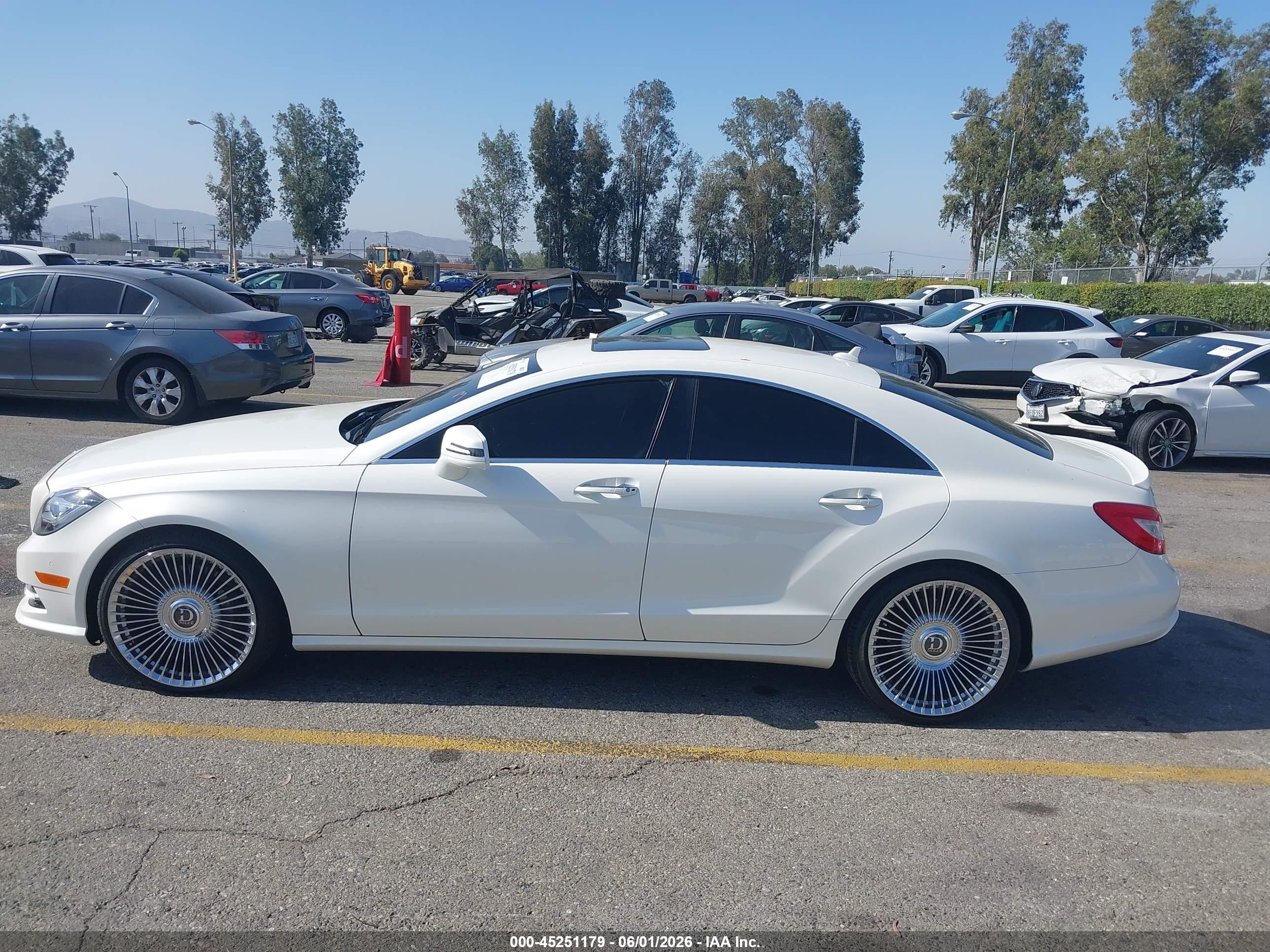 2014 Mercedes-benz Cls 550   White vin: WDDLJ7DB2EA096350