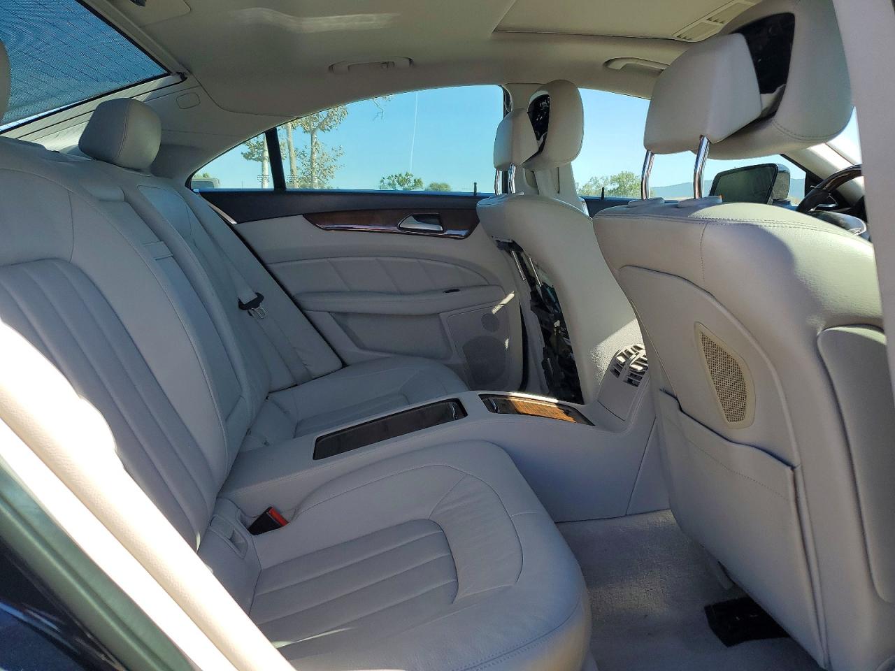 2014 Mercedes-benz Cls 550 Blue vin: WDDLJ7DB2EA119934