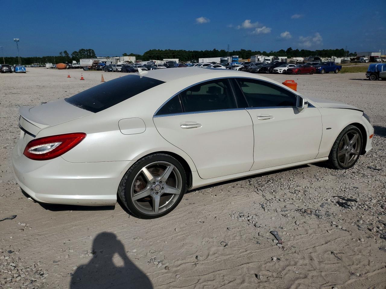 2012 Mercedes-benz Cls 550 White vin: WDDLJ7DB3CA028331
