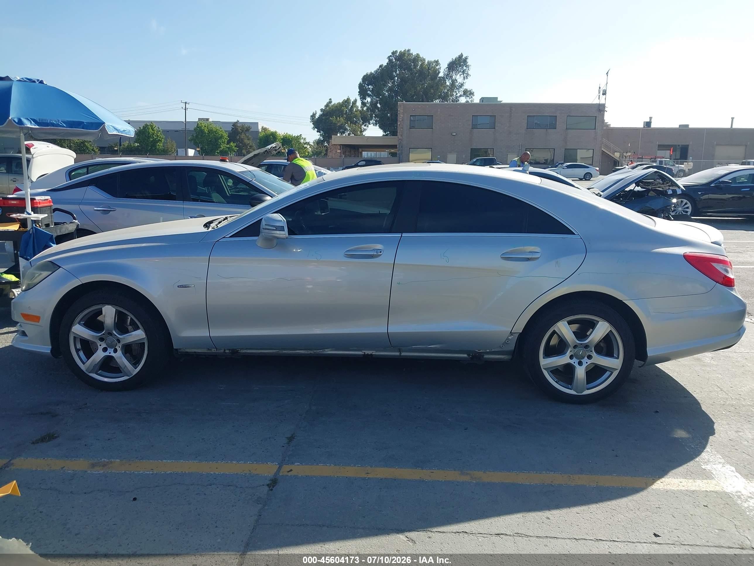 2012 Mercedes-benz Cls 550   Silver vin: WDDLJ7DB3CA040740