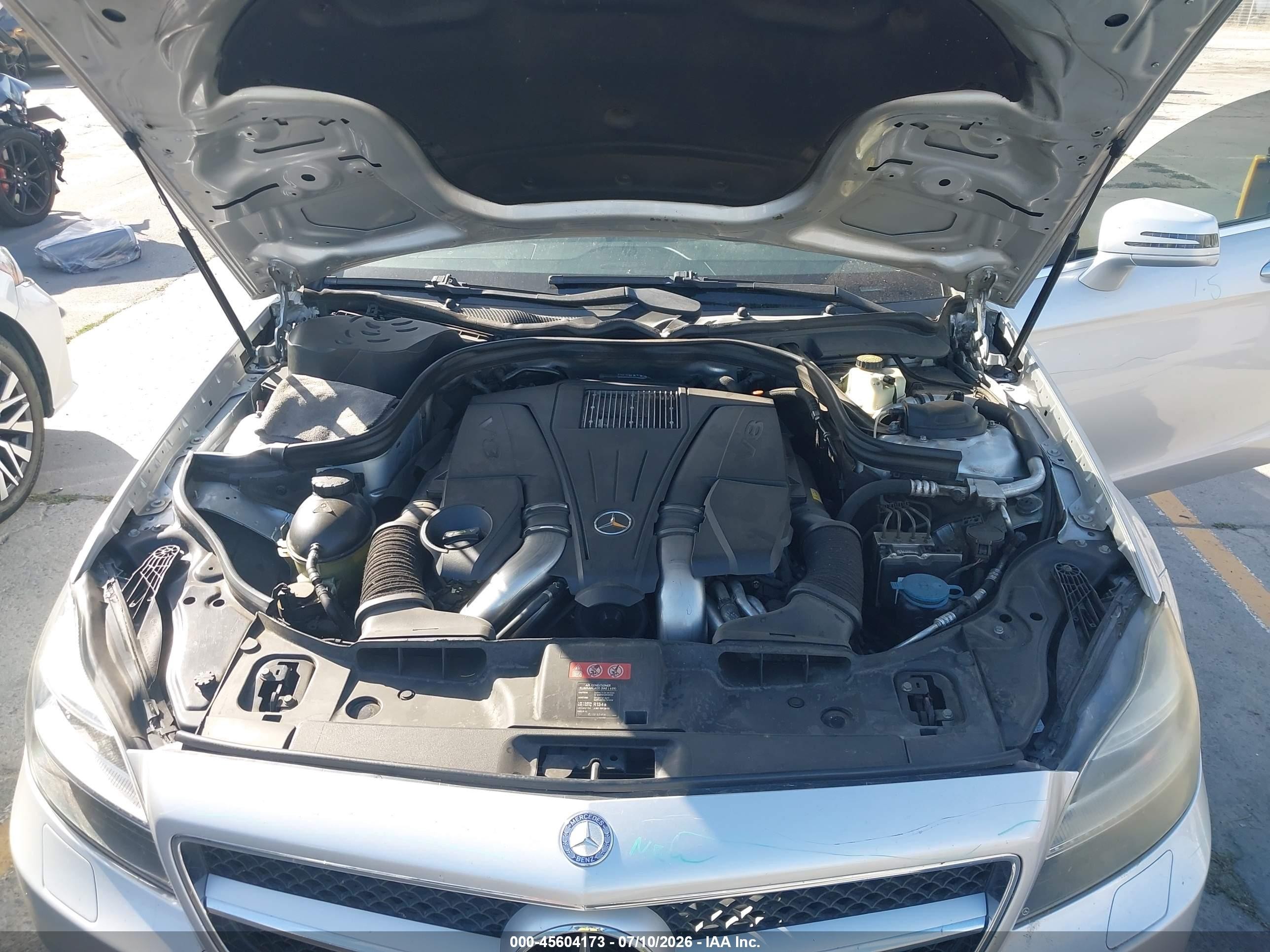 2012 Mercedes-benz Cls 550   Silver vin: WDDLJ7DB3CA040740