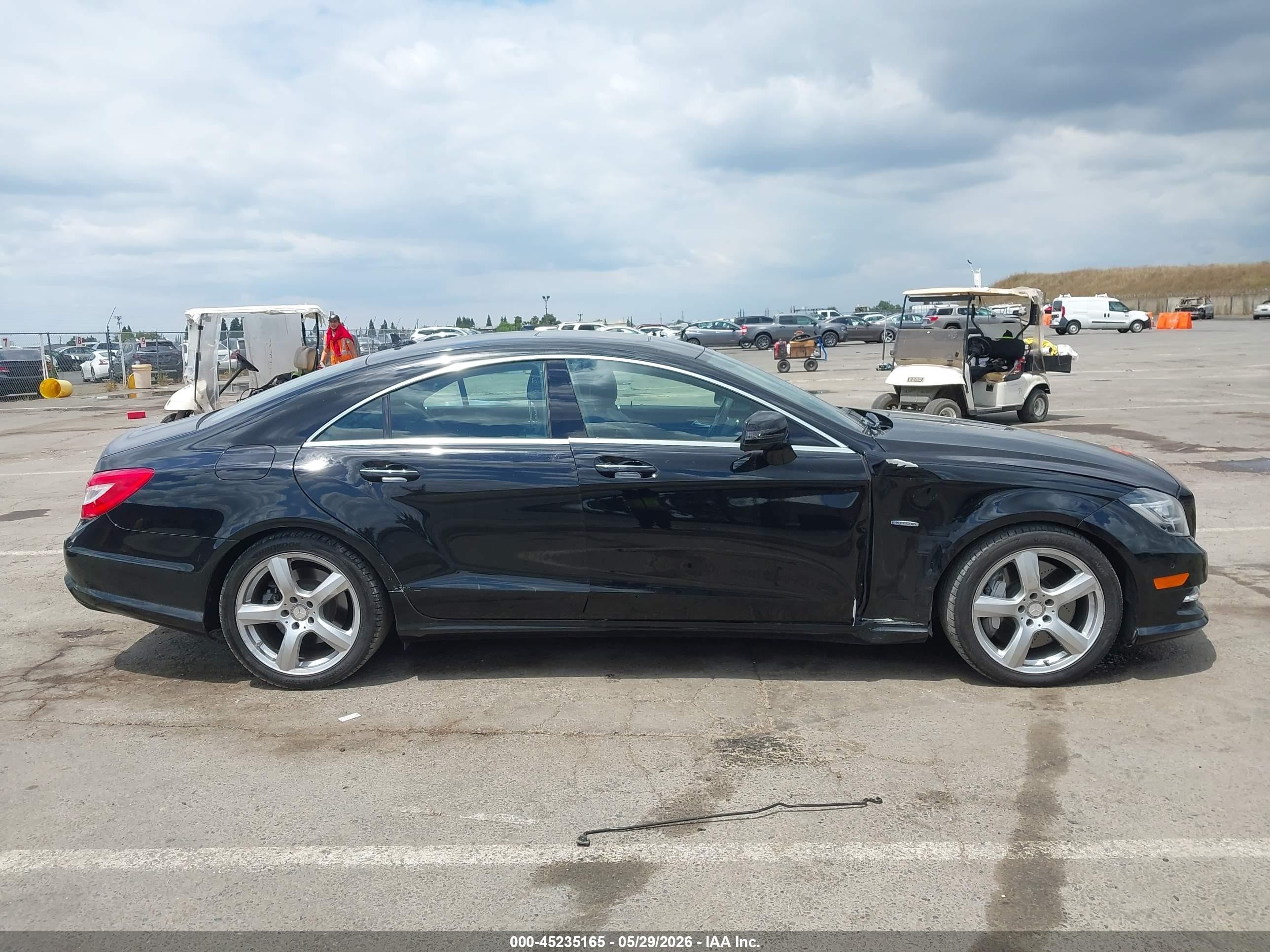 2012 Mercedes-benz Cls 550   Black vin: WDDLJ7DB3CA044304