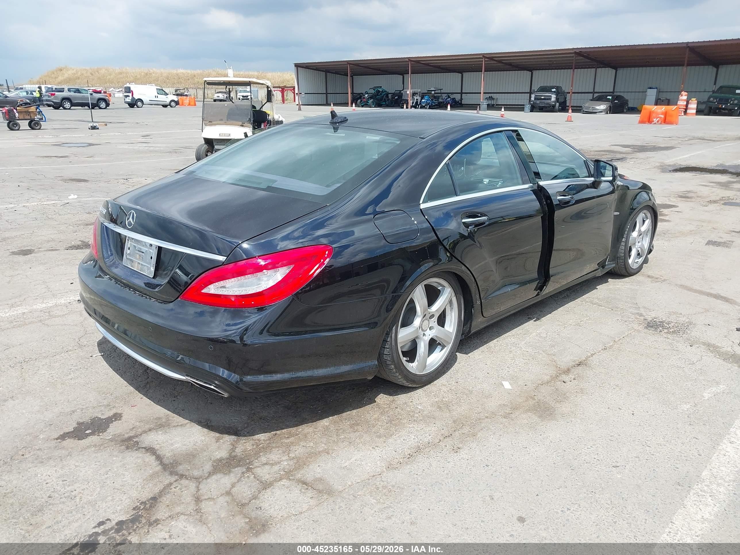 2012 Mercedes-benz Cls 550   Black vin: WDDLJ7DB3CA044304