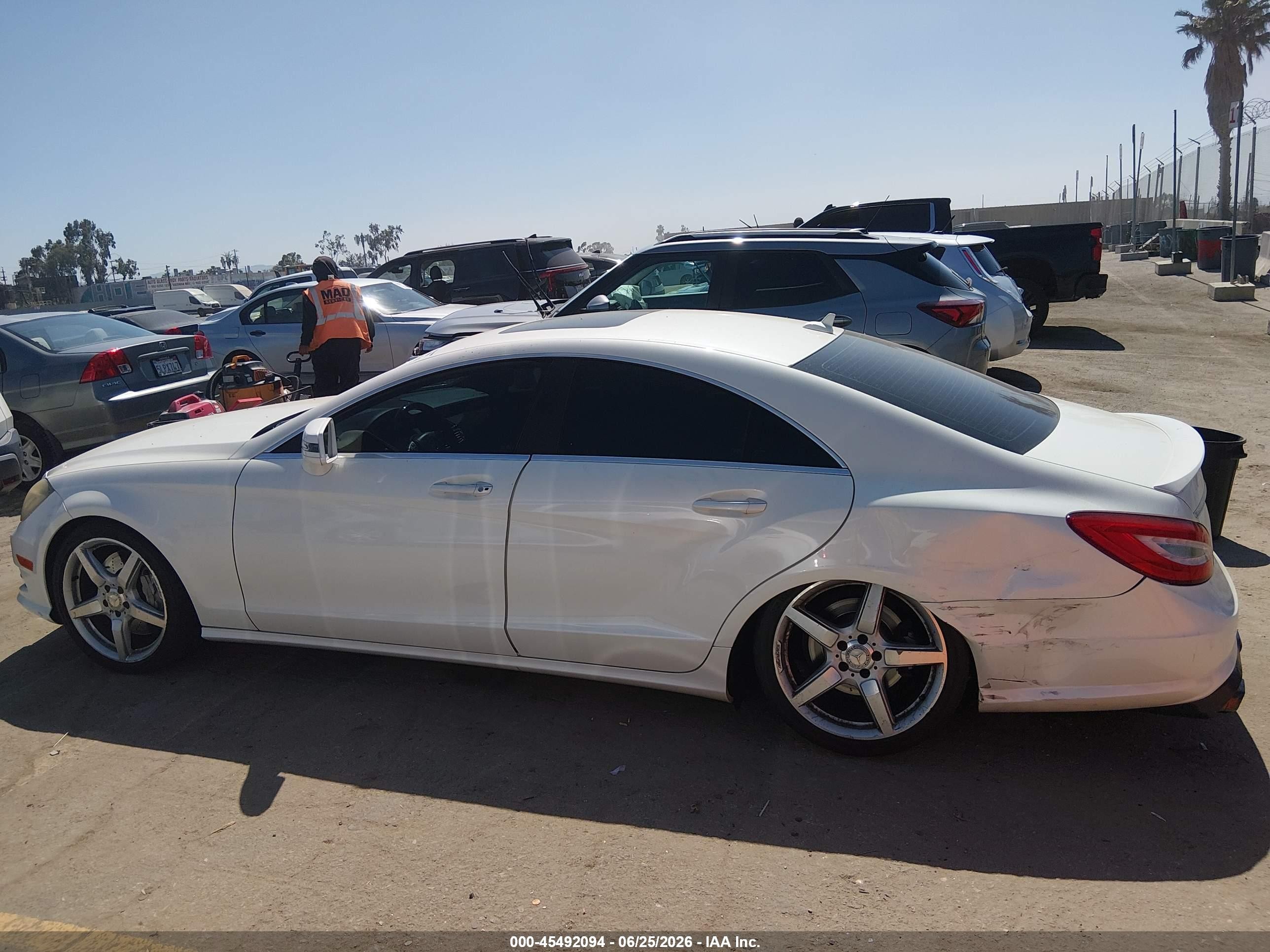 2013 Mercedes-benz Cls 550   White vin: WDDLJ7DB3DA087140